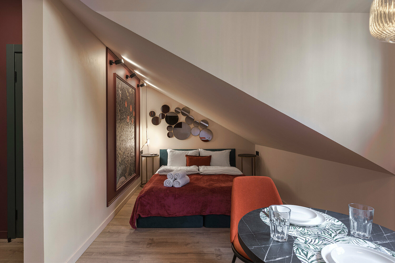 Студия Стандарт (мансарда)