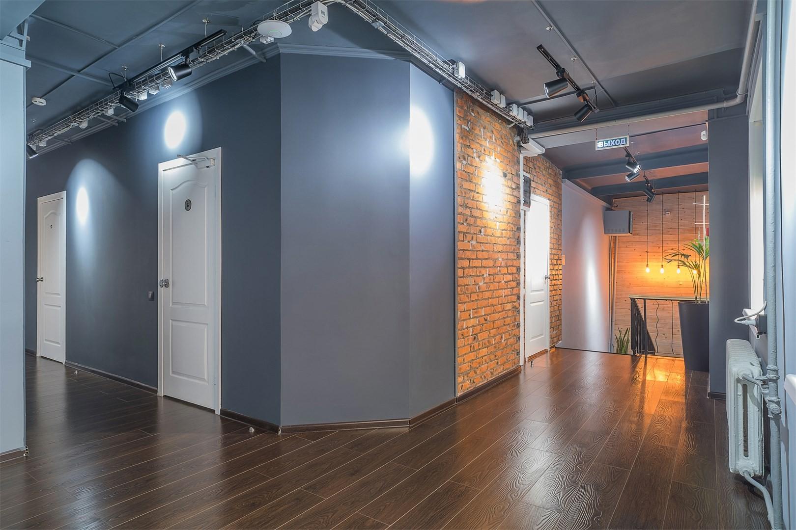 Двухместный номер с 1 кроватью и общей ванной комнатой