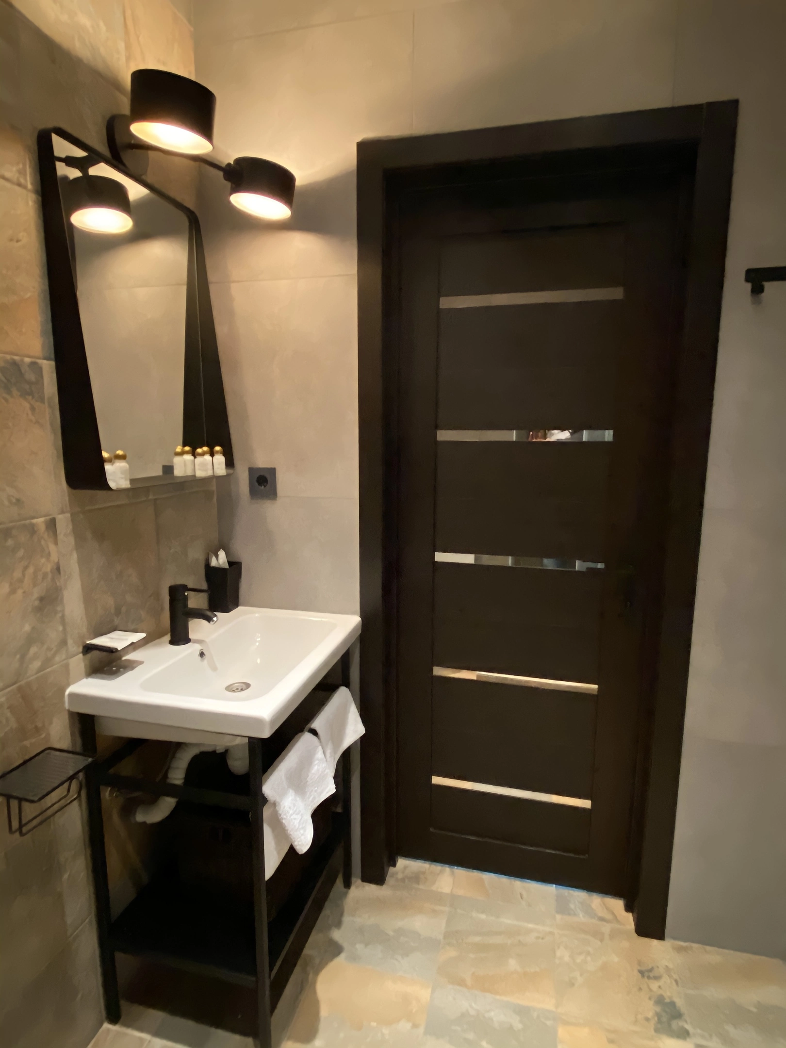 Большой двухместный номер с 1 кроватью