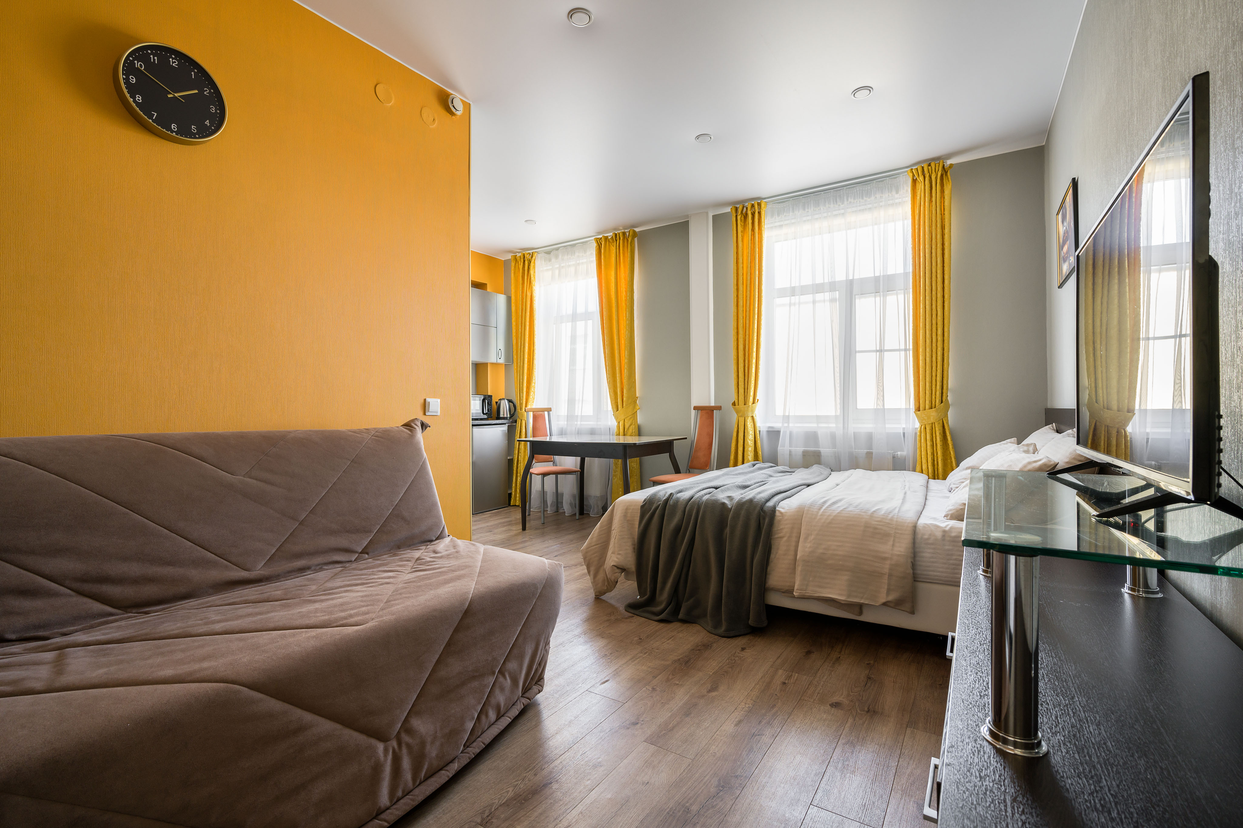 Апартаменты 210