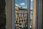 Люкс с балконом в Гелеон