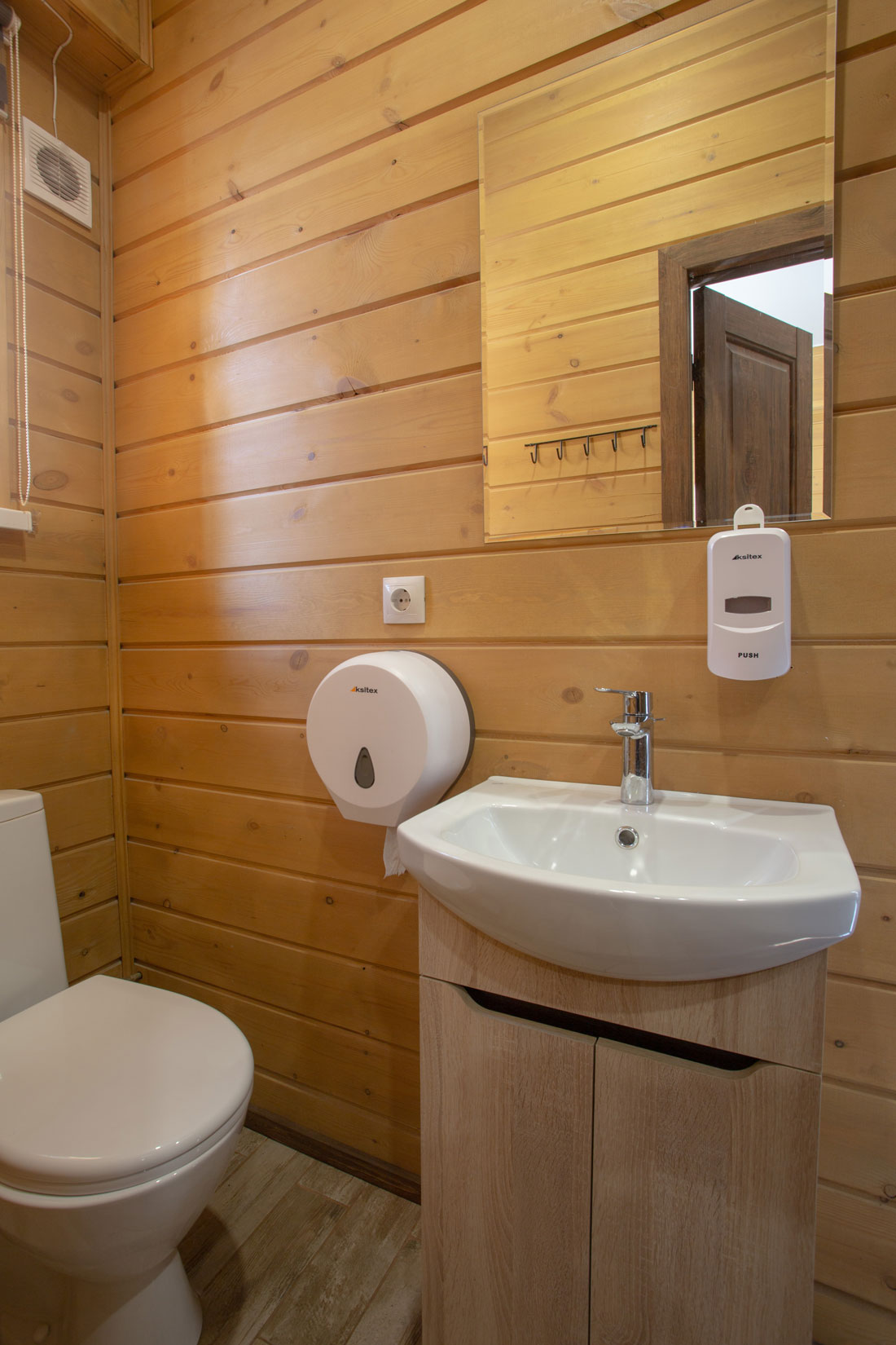 Четырехместный номер с ванной