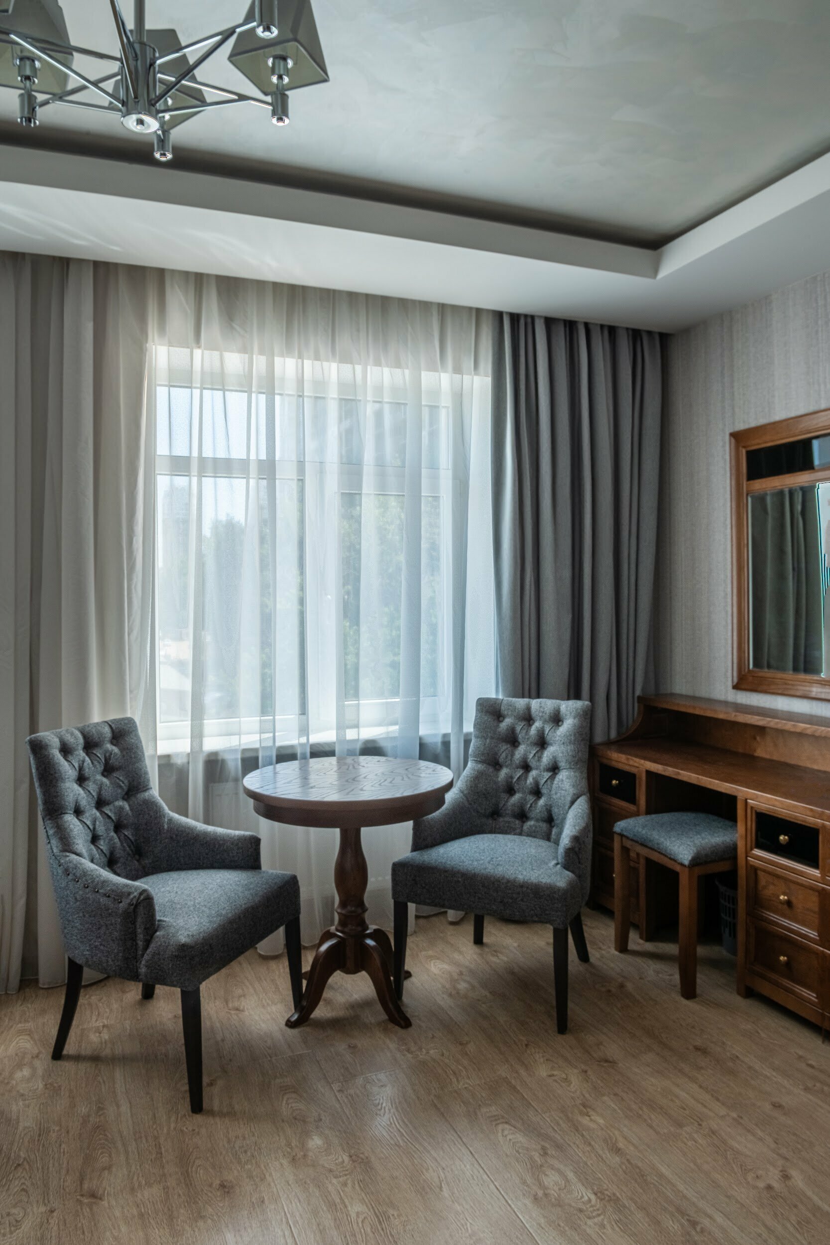 Просторный двухместный номер с 2 отдельными кроватями