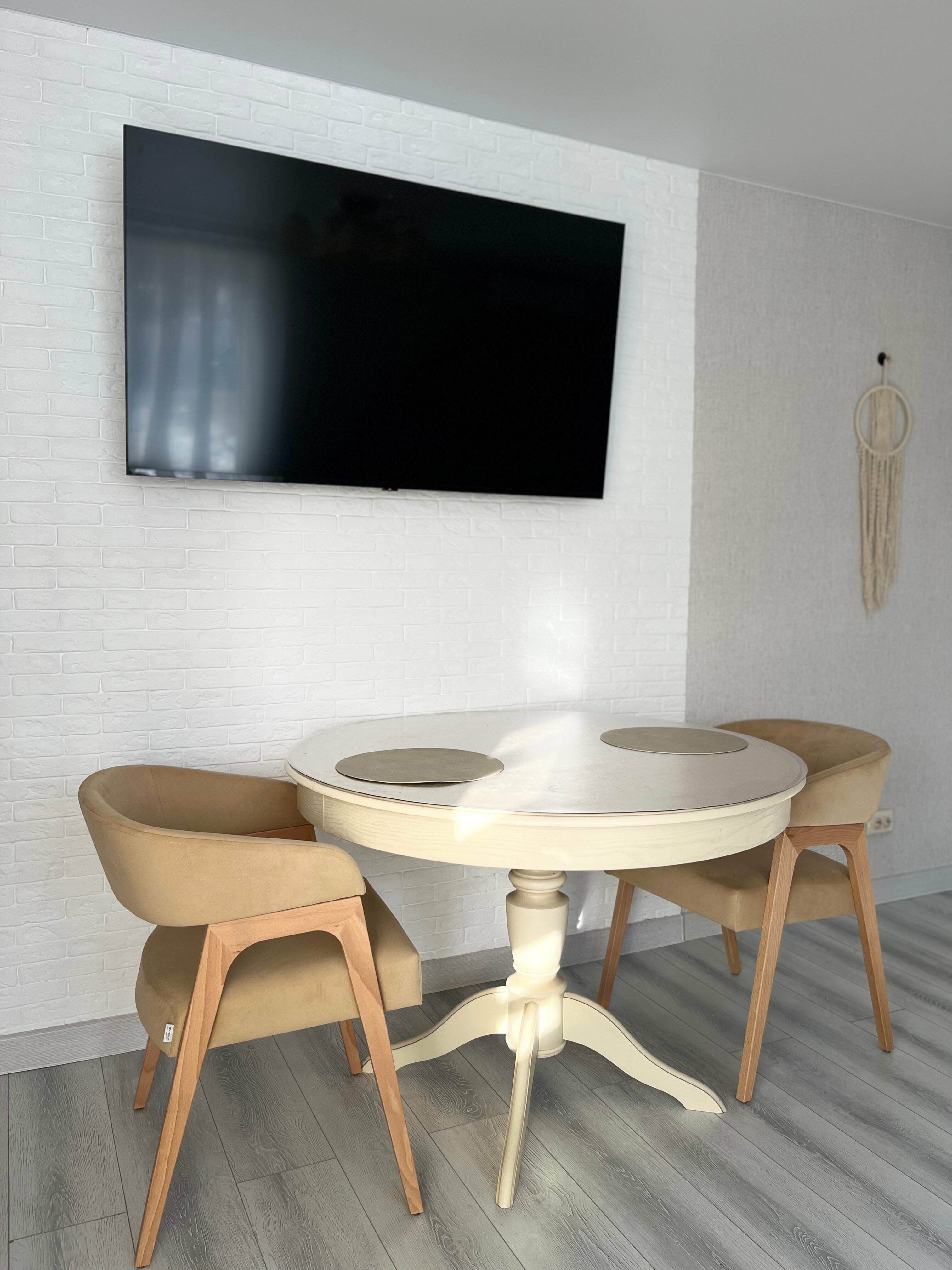 Четырехместный номер с ванной комнатой