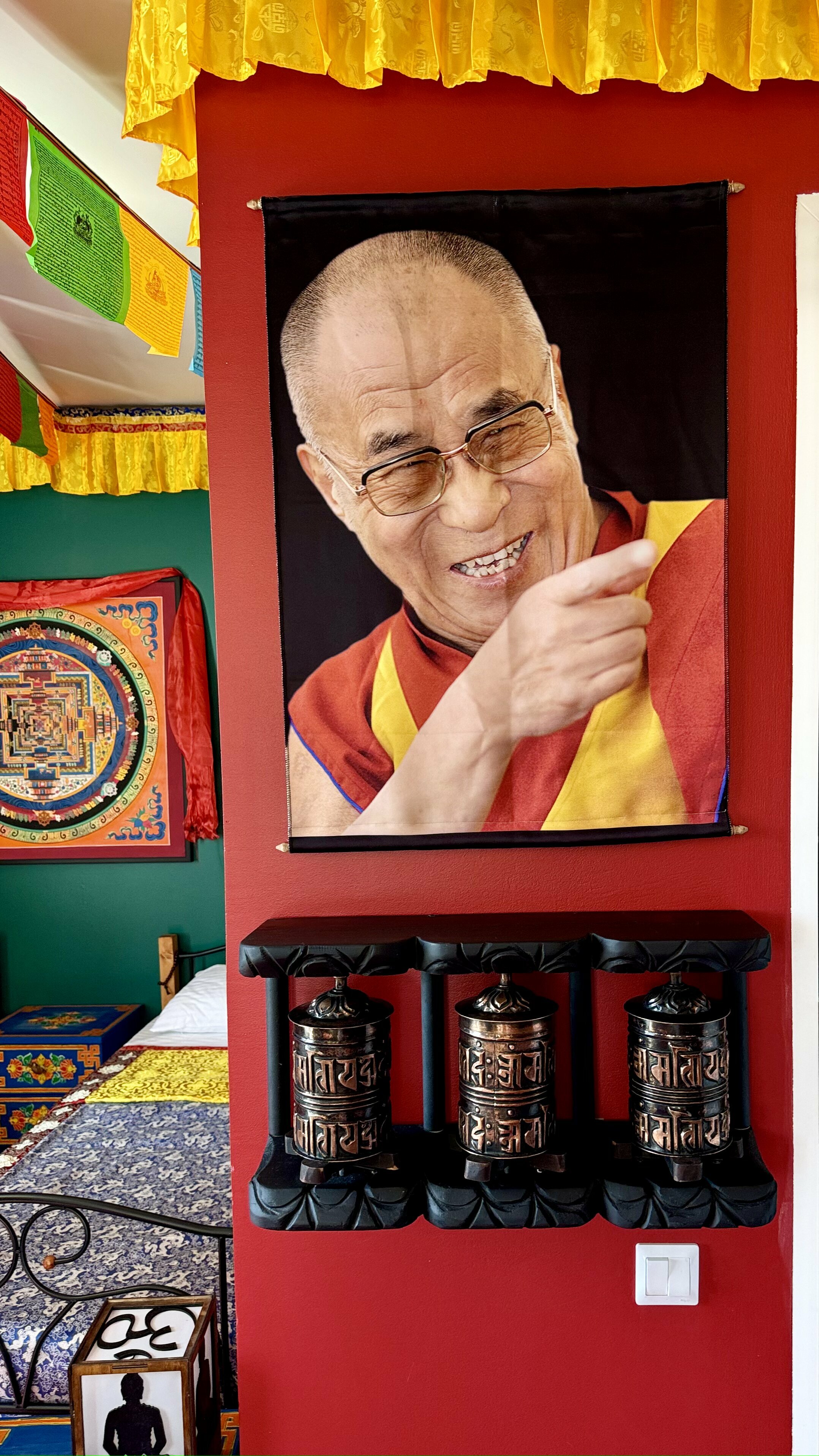 Кровать в общем номере для мужчин с 4 кроватями