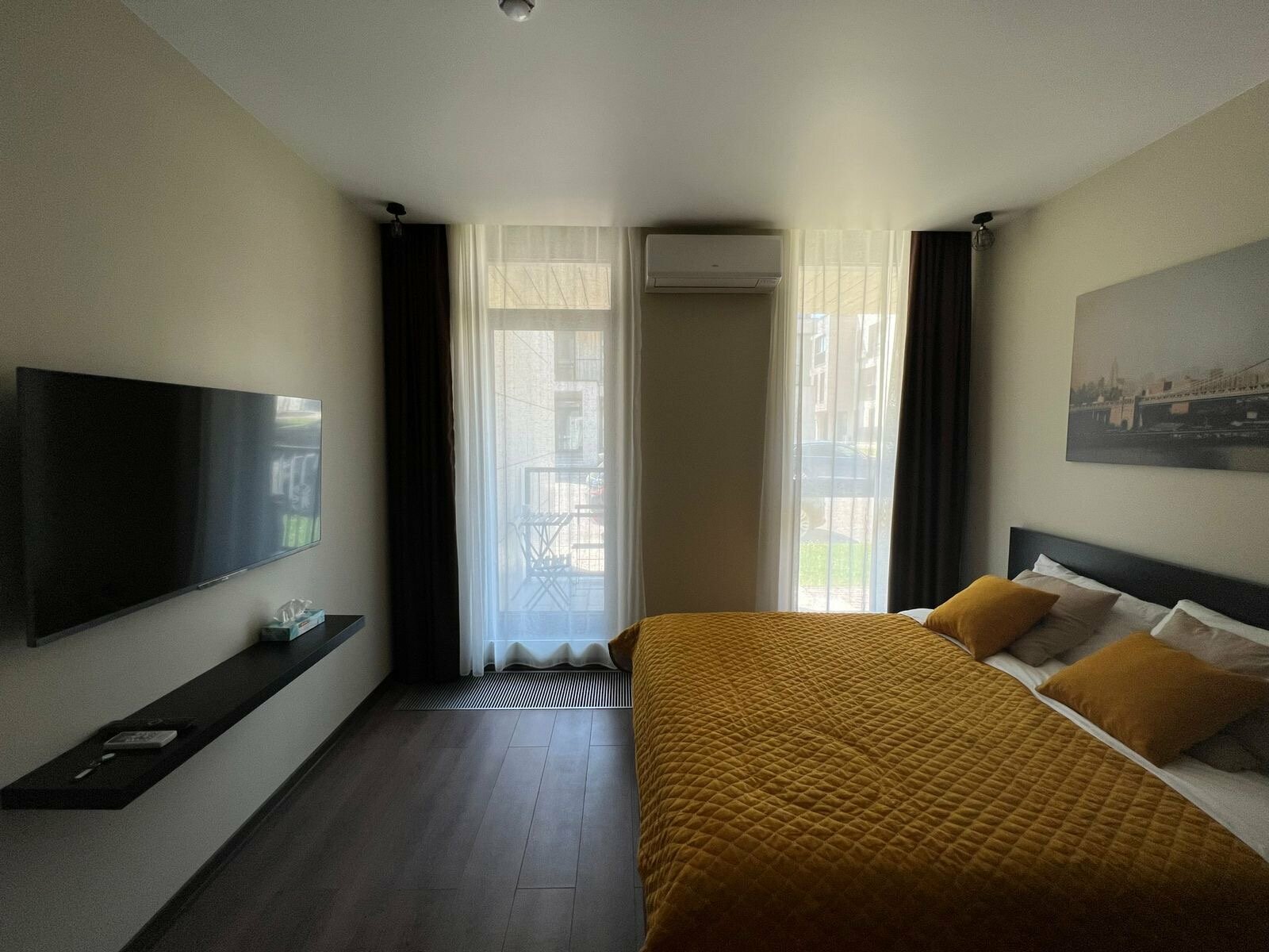 Трехместный номер с террасой