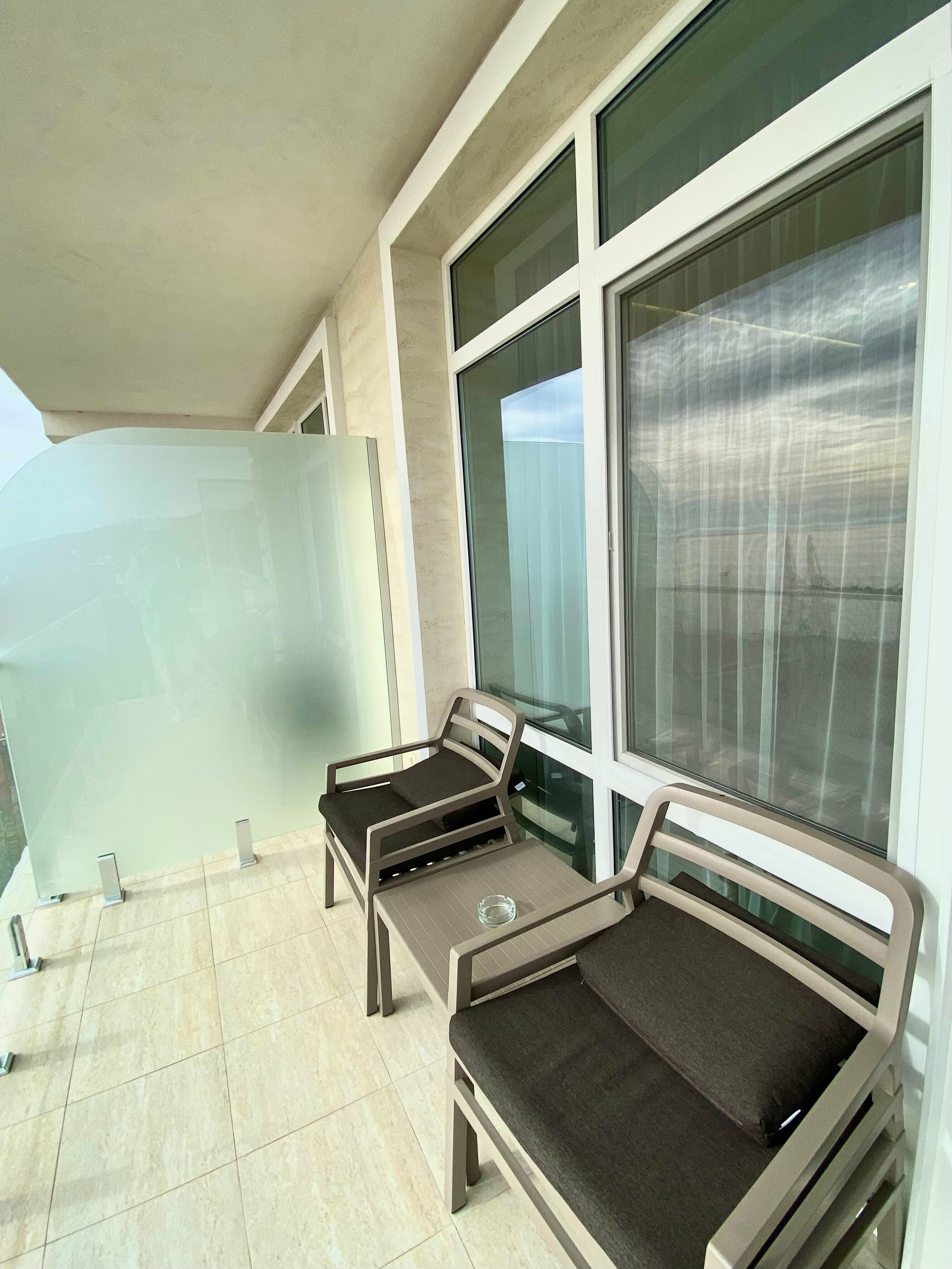 Четырехместный номер с видом на море