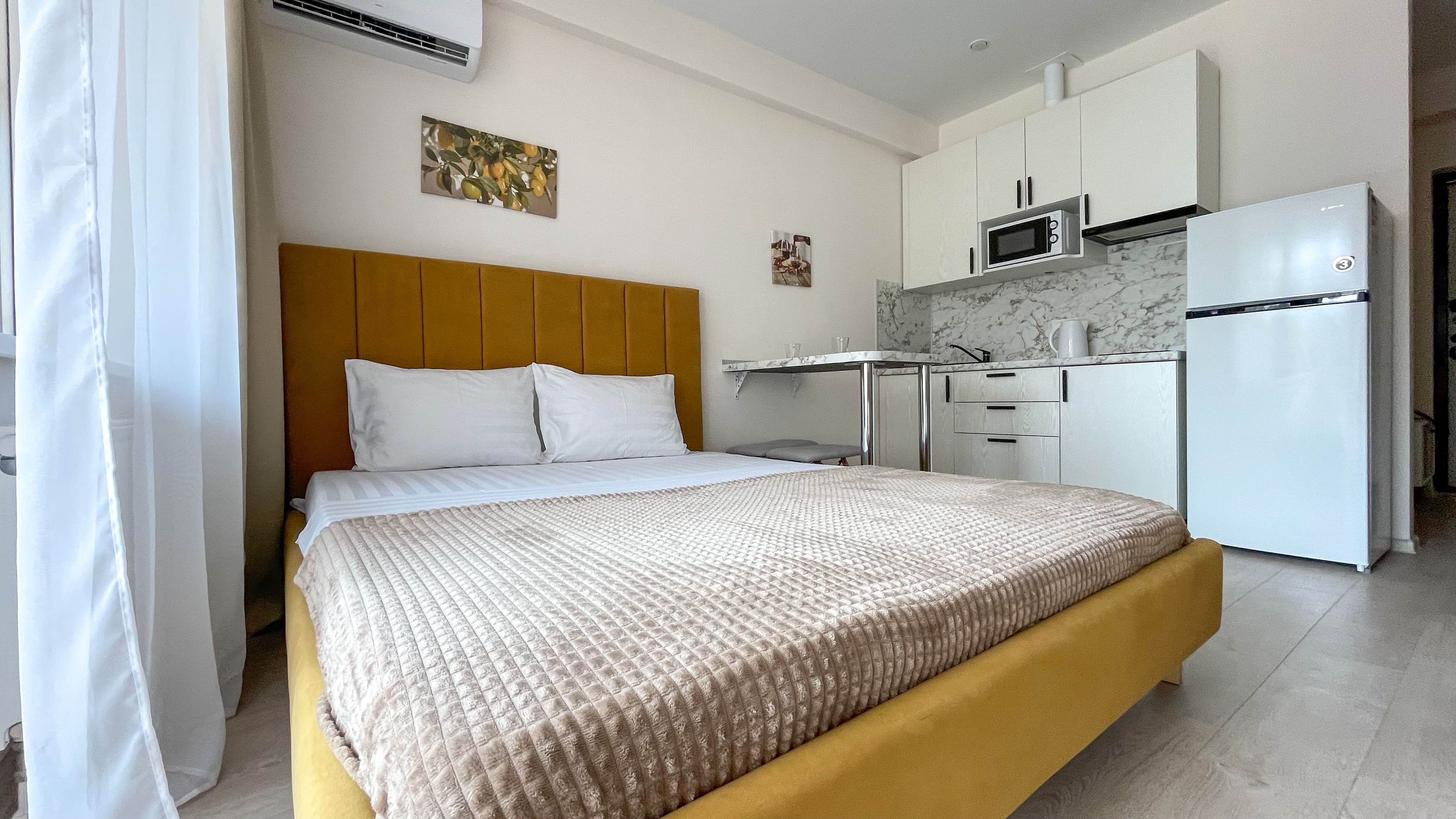 Апартаменты с балконом