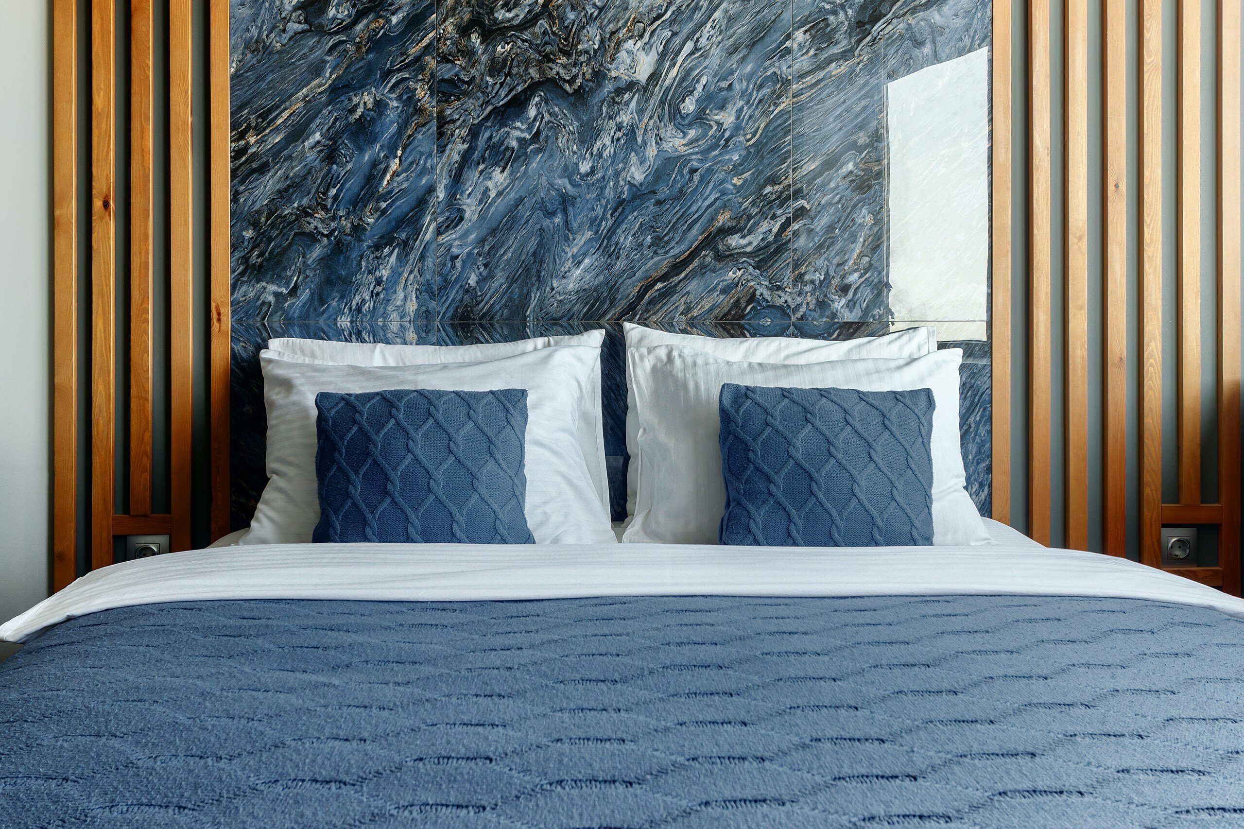 Студия с подиумом с шикарным видом на ДОН (23 этаж)