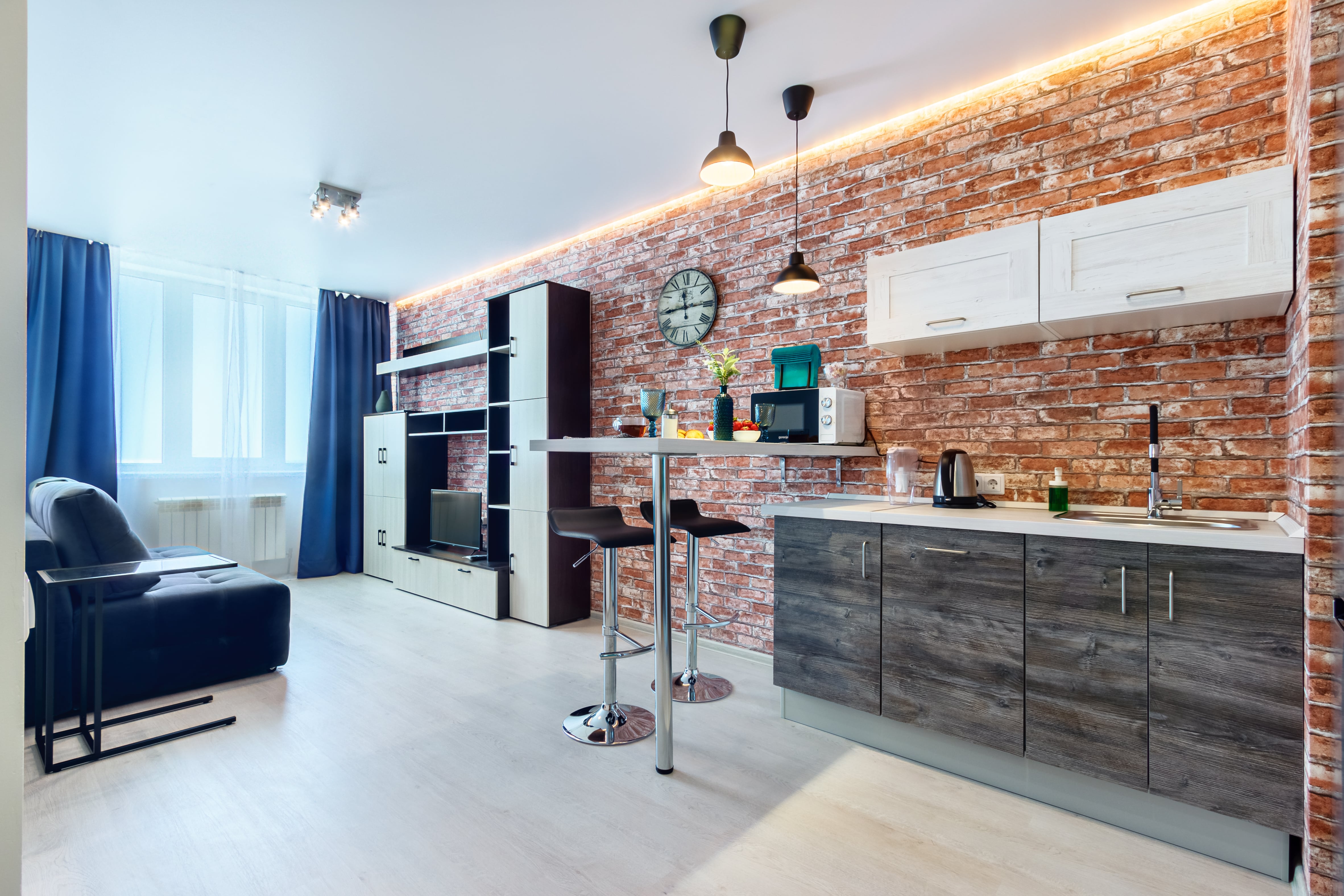 Двухкомнатные апартаменты с видом на ДОН  с лоджией, 16 этаж  ( maх. 4 человека)