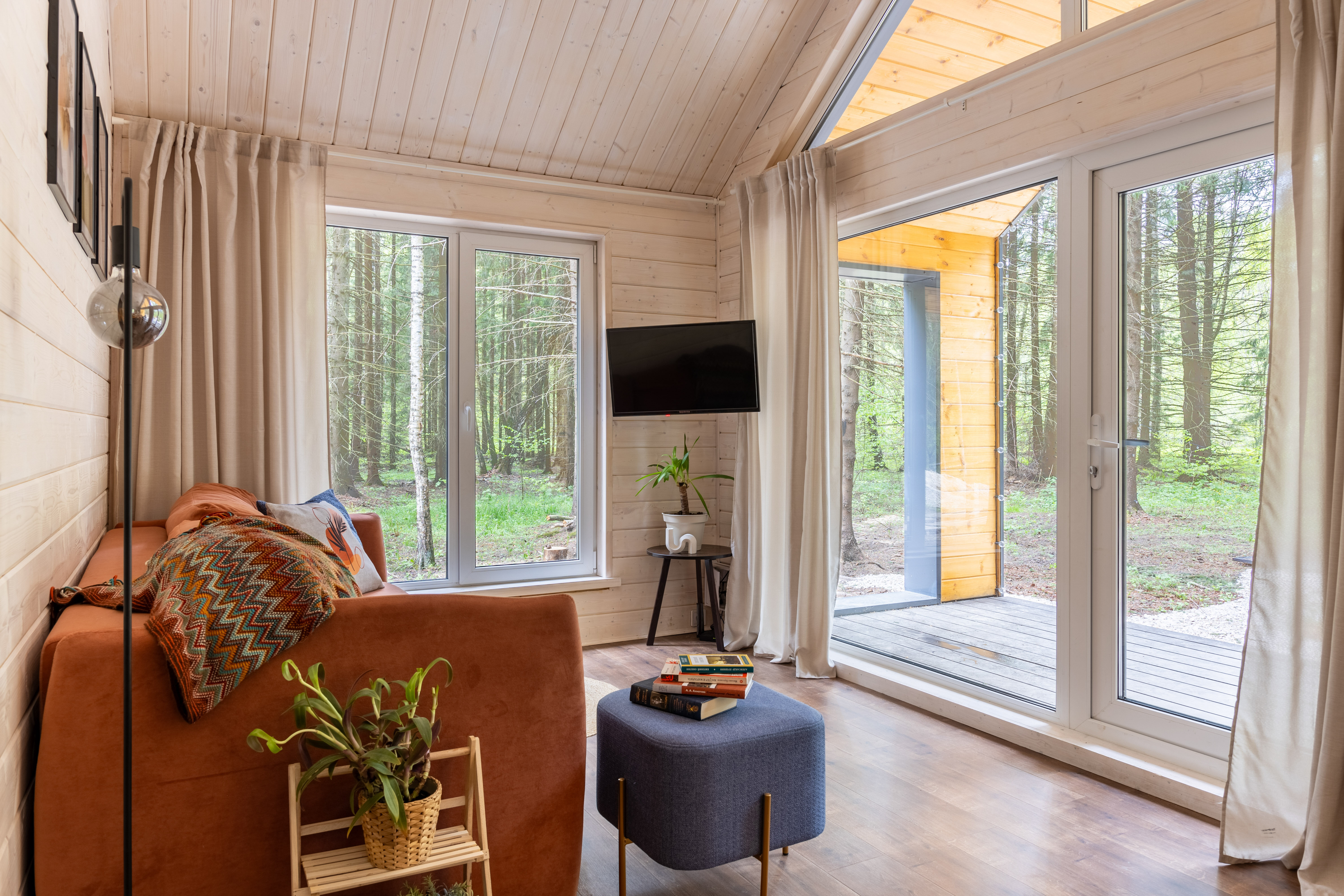 Дом с видом на лес