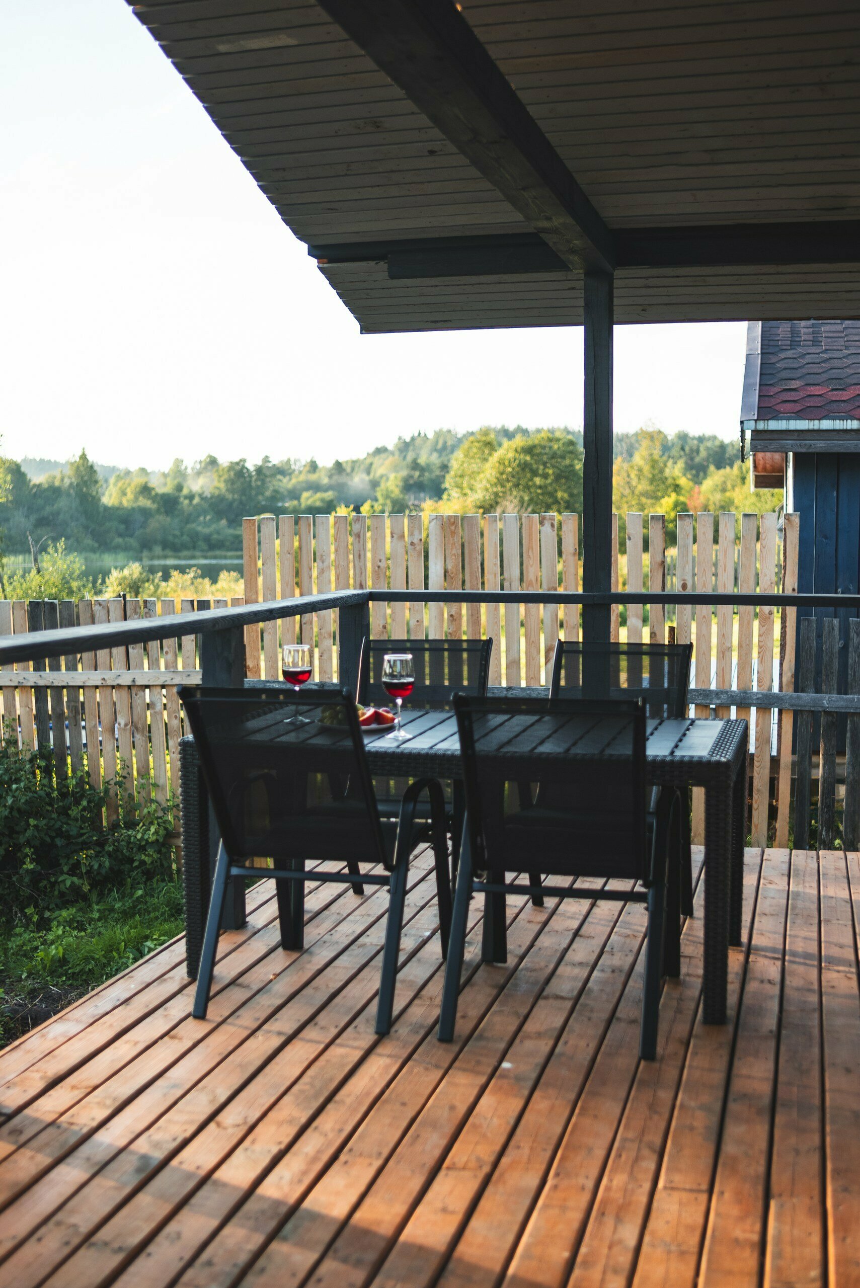 Дом с видом на озеро