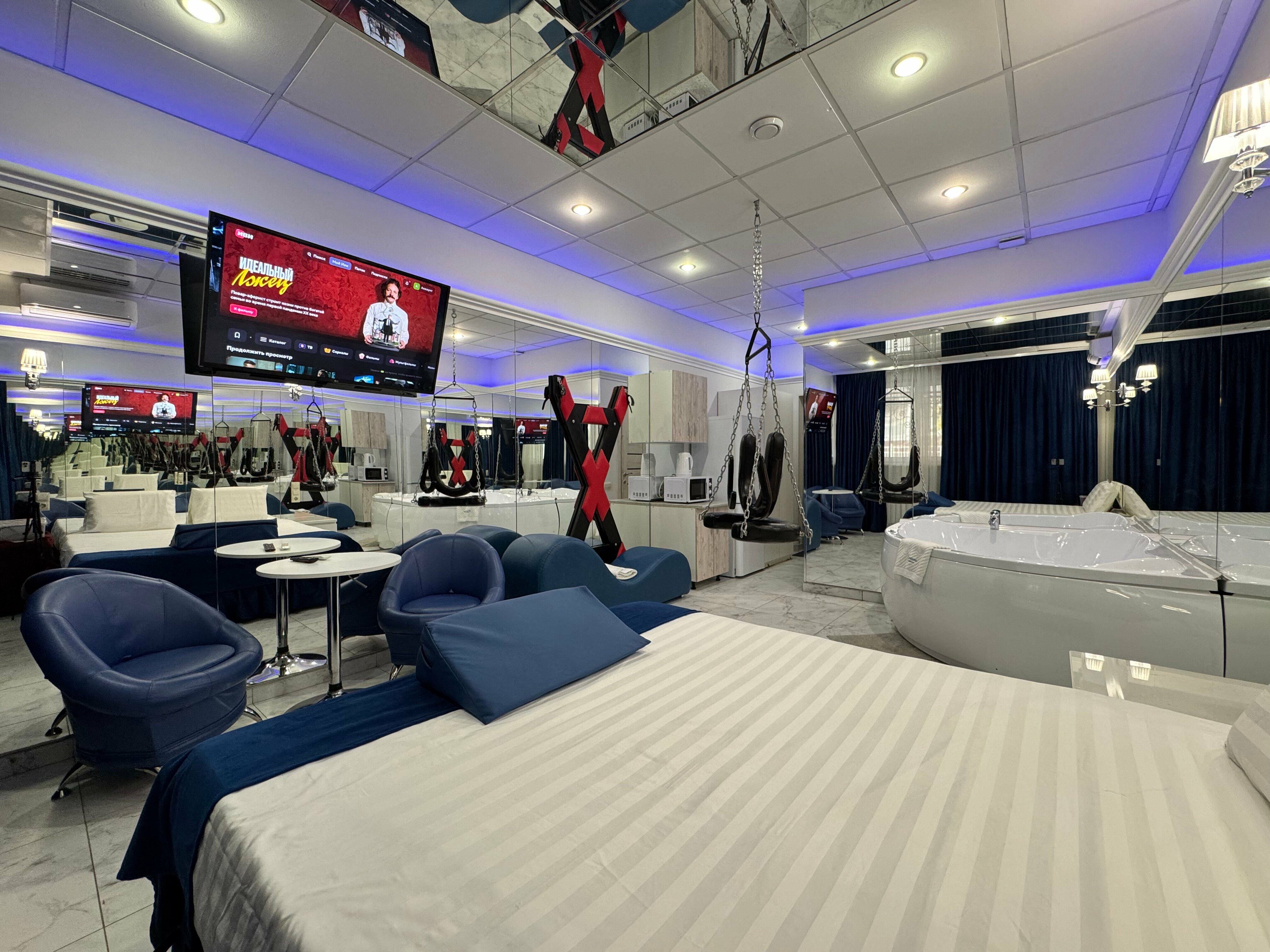 Улучшенный номер с кроватью размера «queen-size»