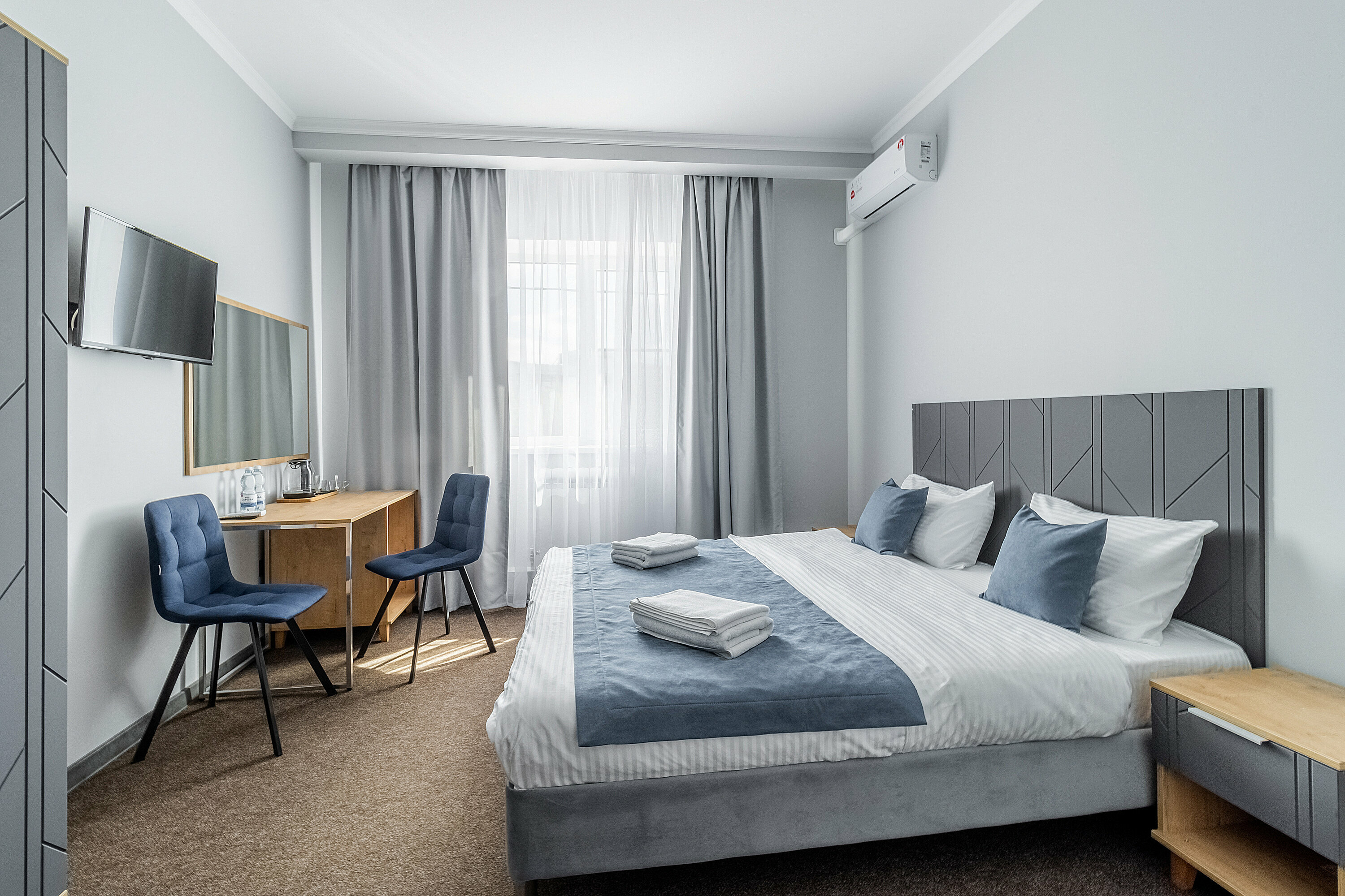 Улучшенный номер с кроватью размера «king-size»