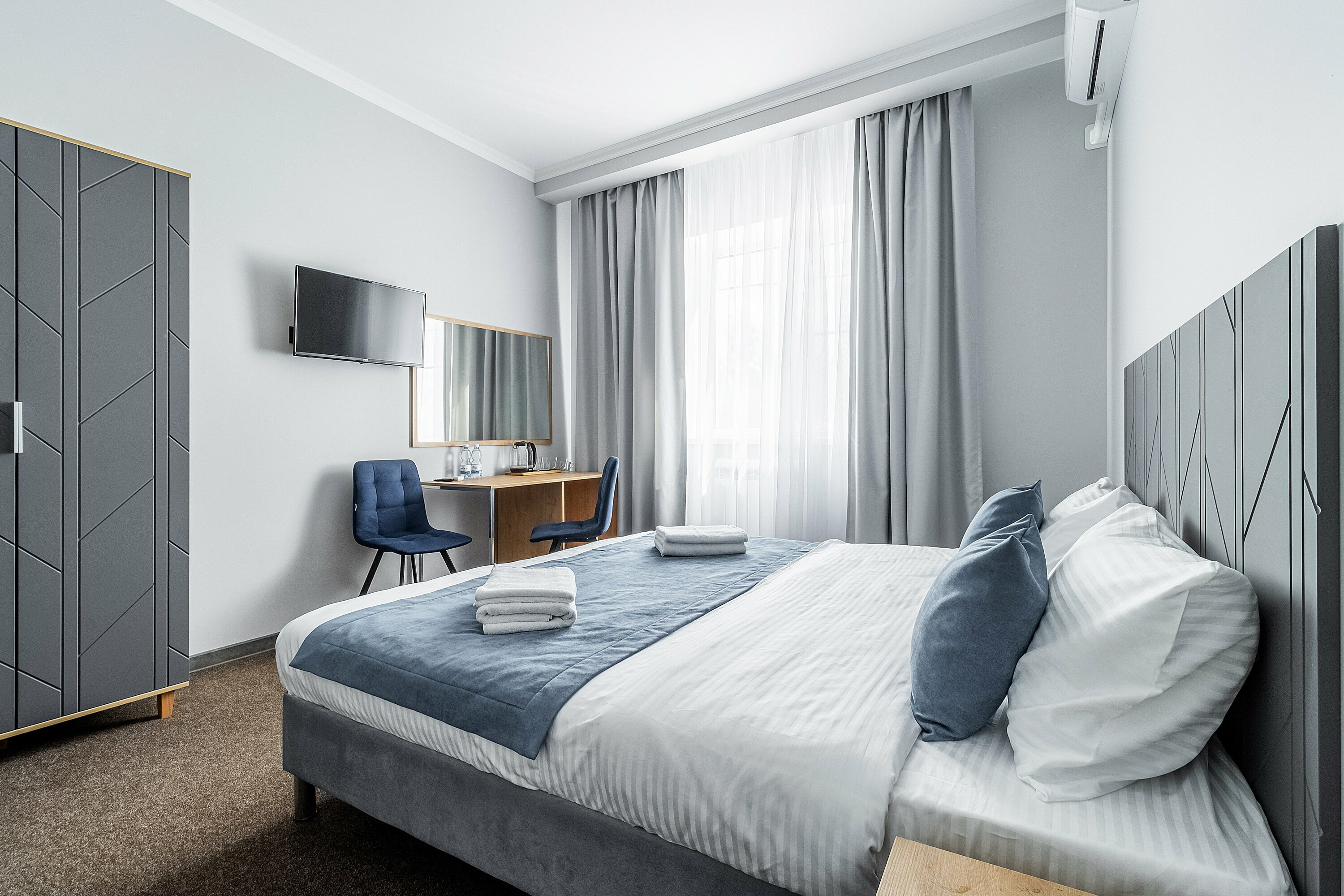 Улучшенный номер с кроватью размера «king-size»