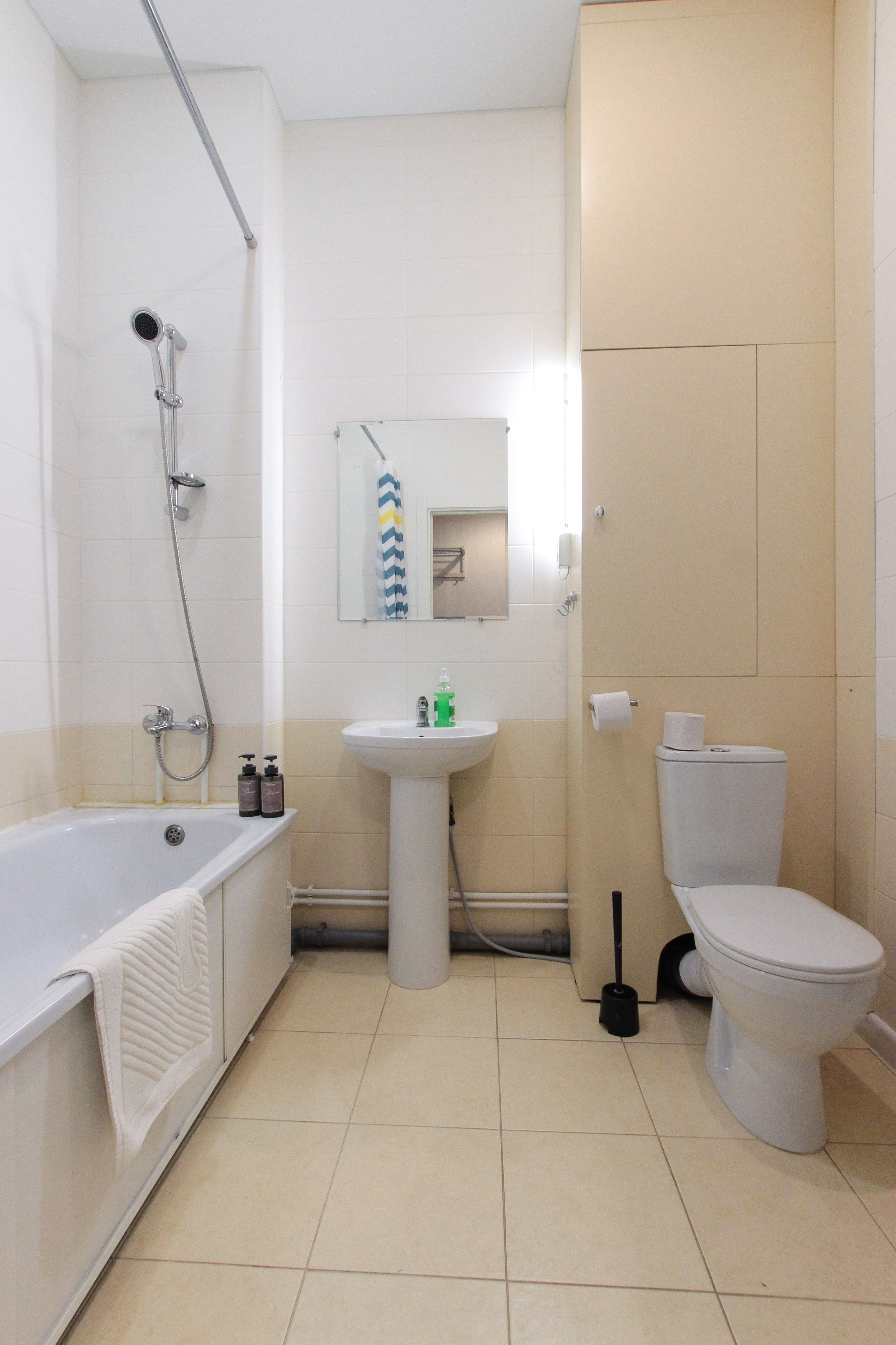 Cемейный номер с собственной ванной комнатой