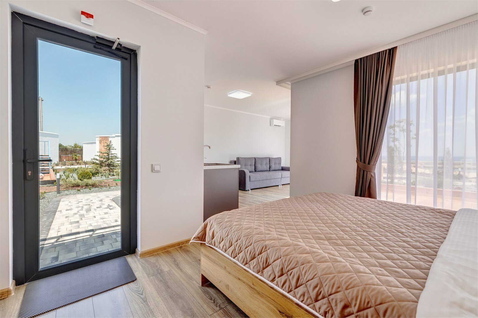 Номер-студия