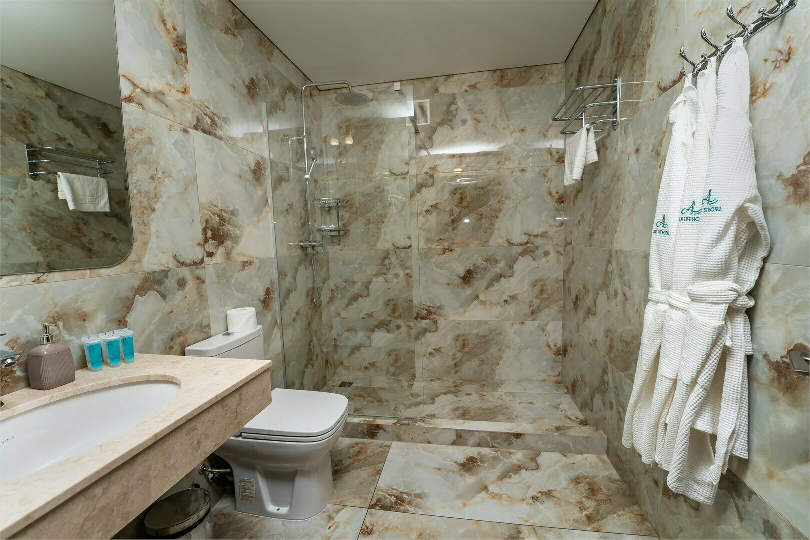 Люкс с балконом (вид на море)