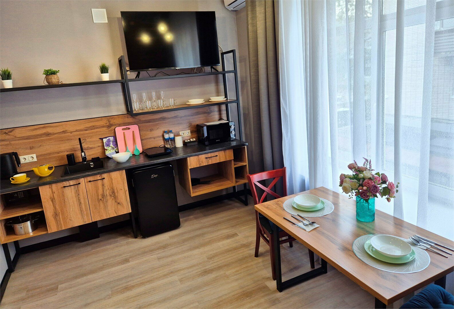 Студия с 2 односпальными кроватями