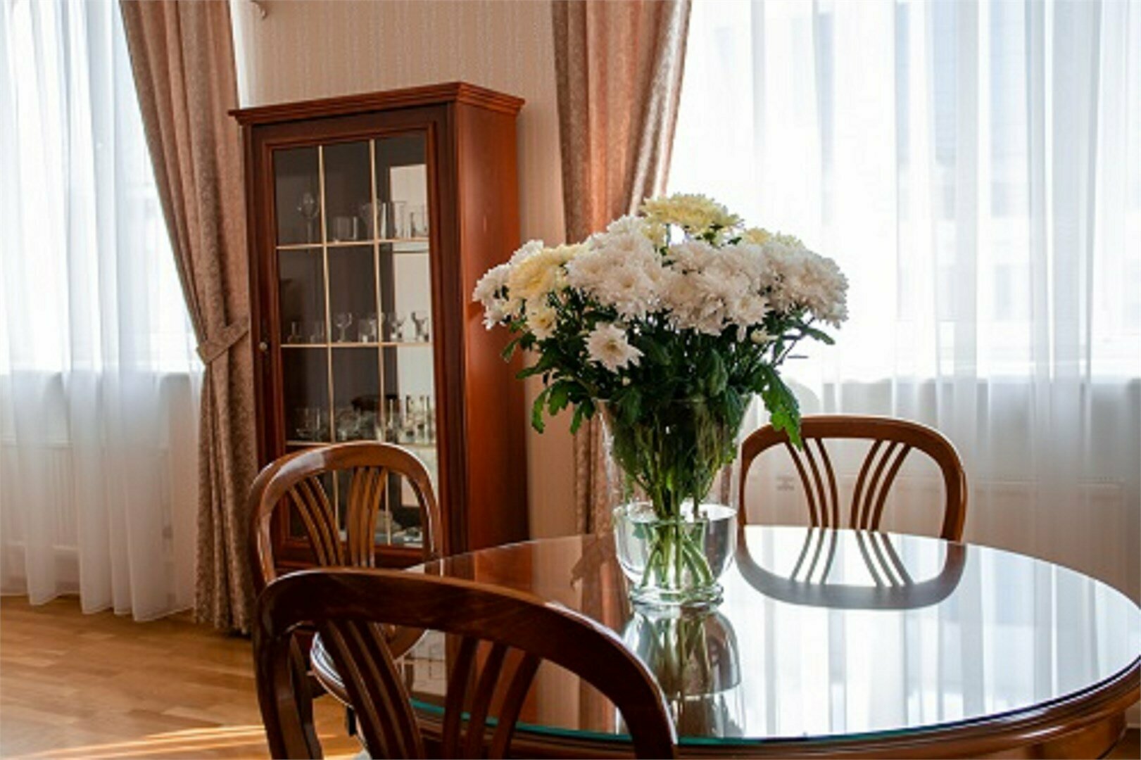 Сюит трехкомнатный