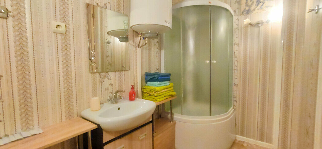 Перевернутый дом