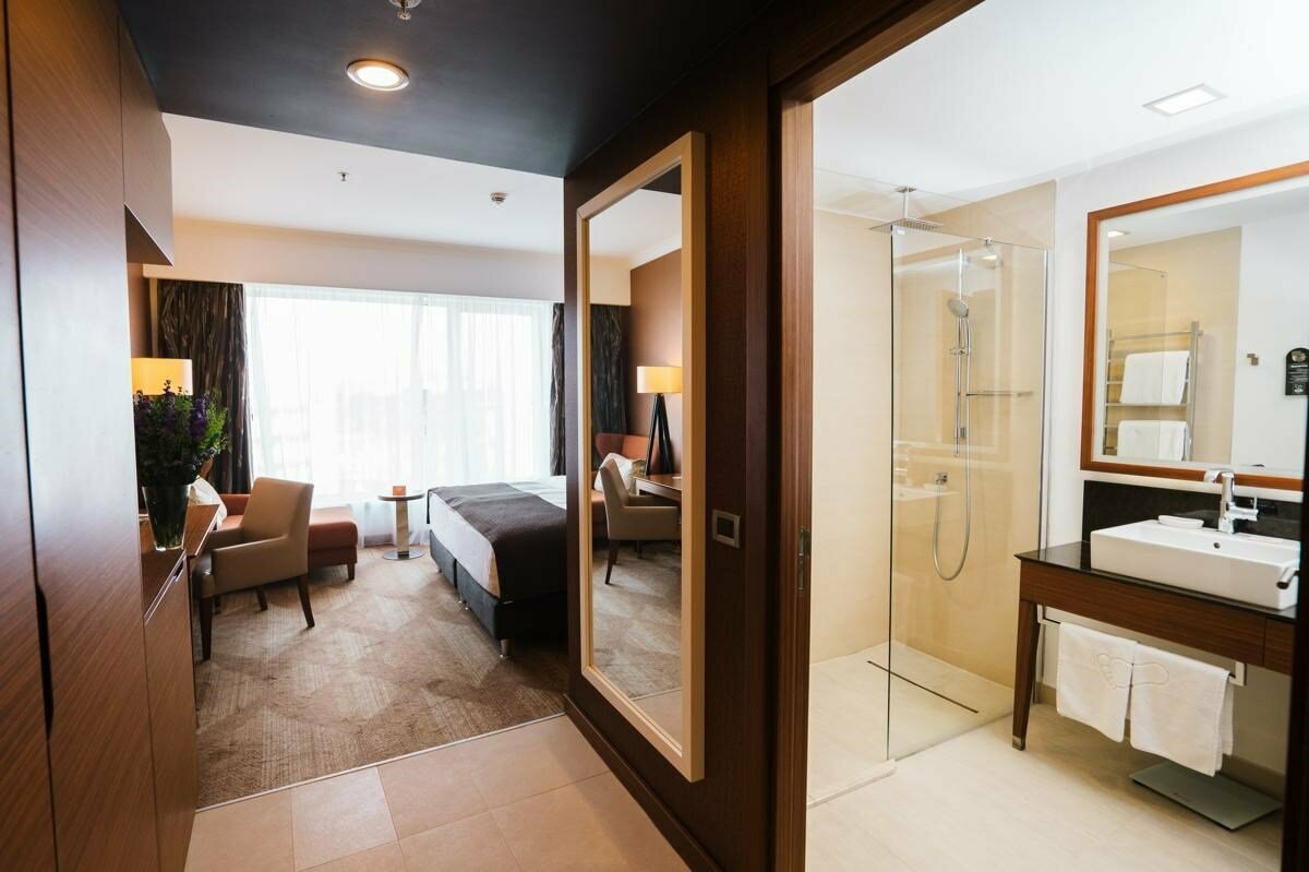 Стандарт (1 большая кровать) на клубном этаже