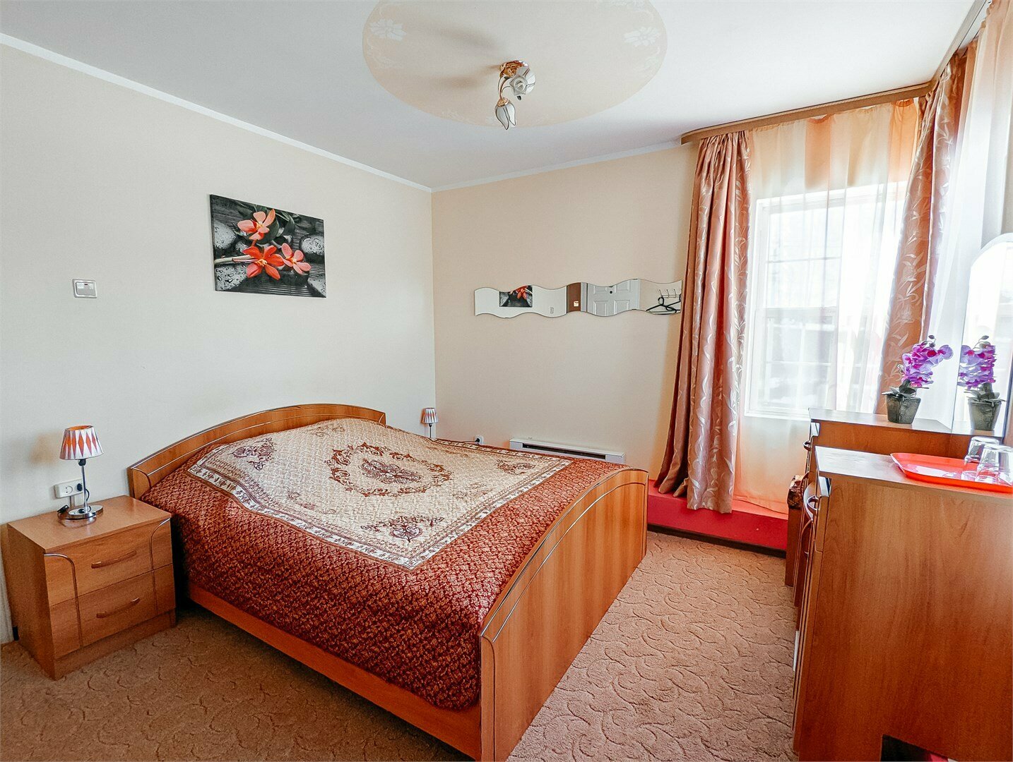 Небольшой двухместный номер с 1 кроватью