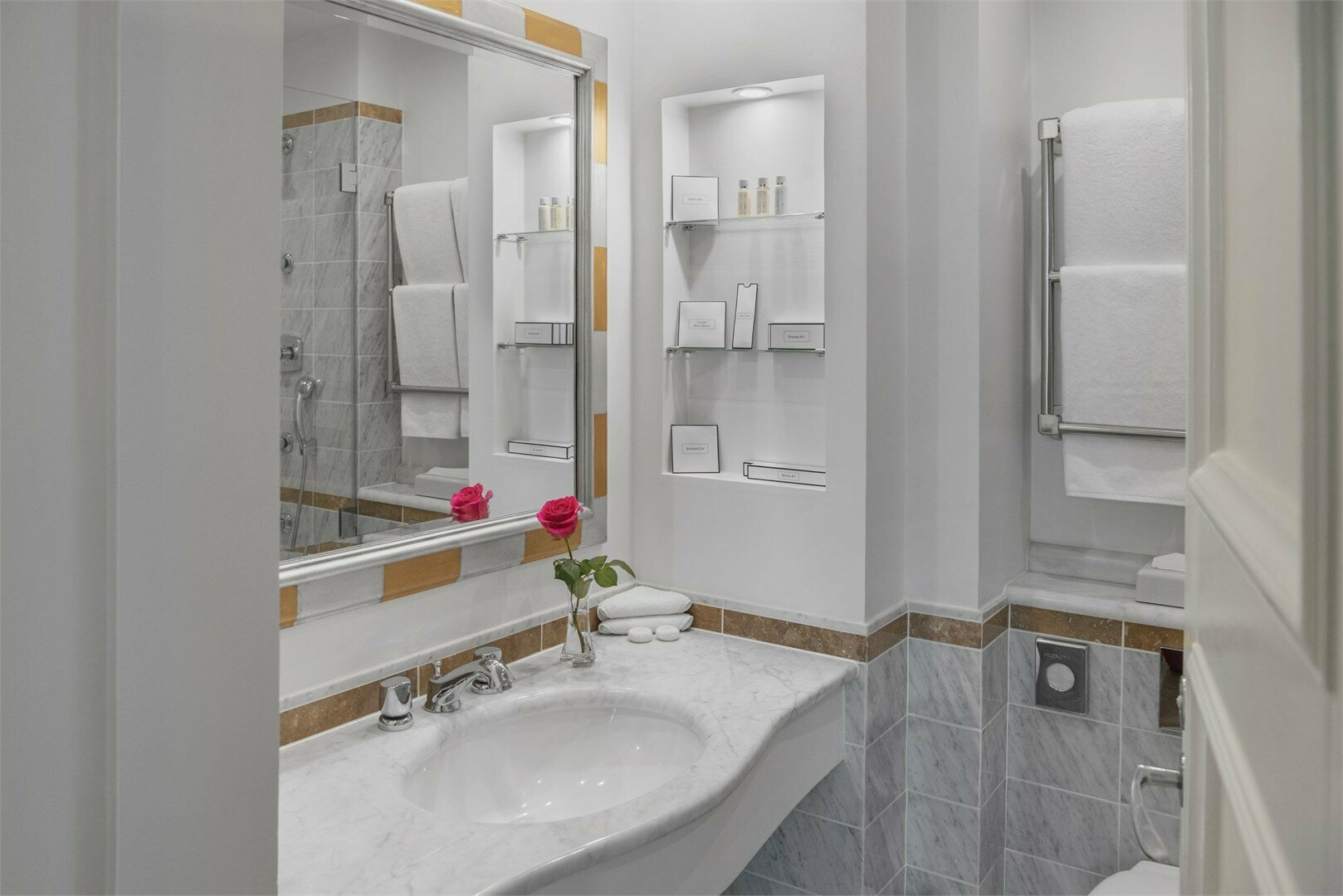 Люкс с видом на собор