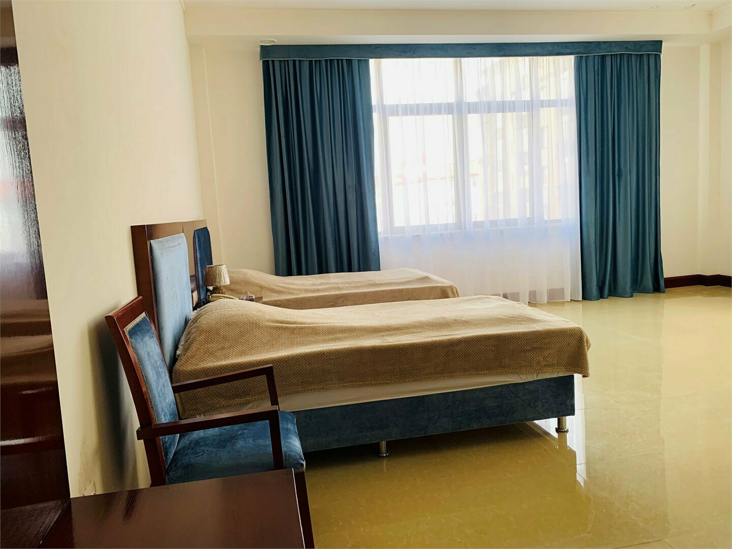 Двухместный номер эконом-класса с 2 отдельными кроватями