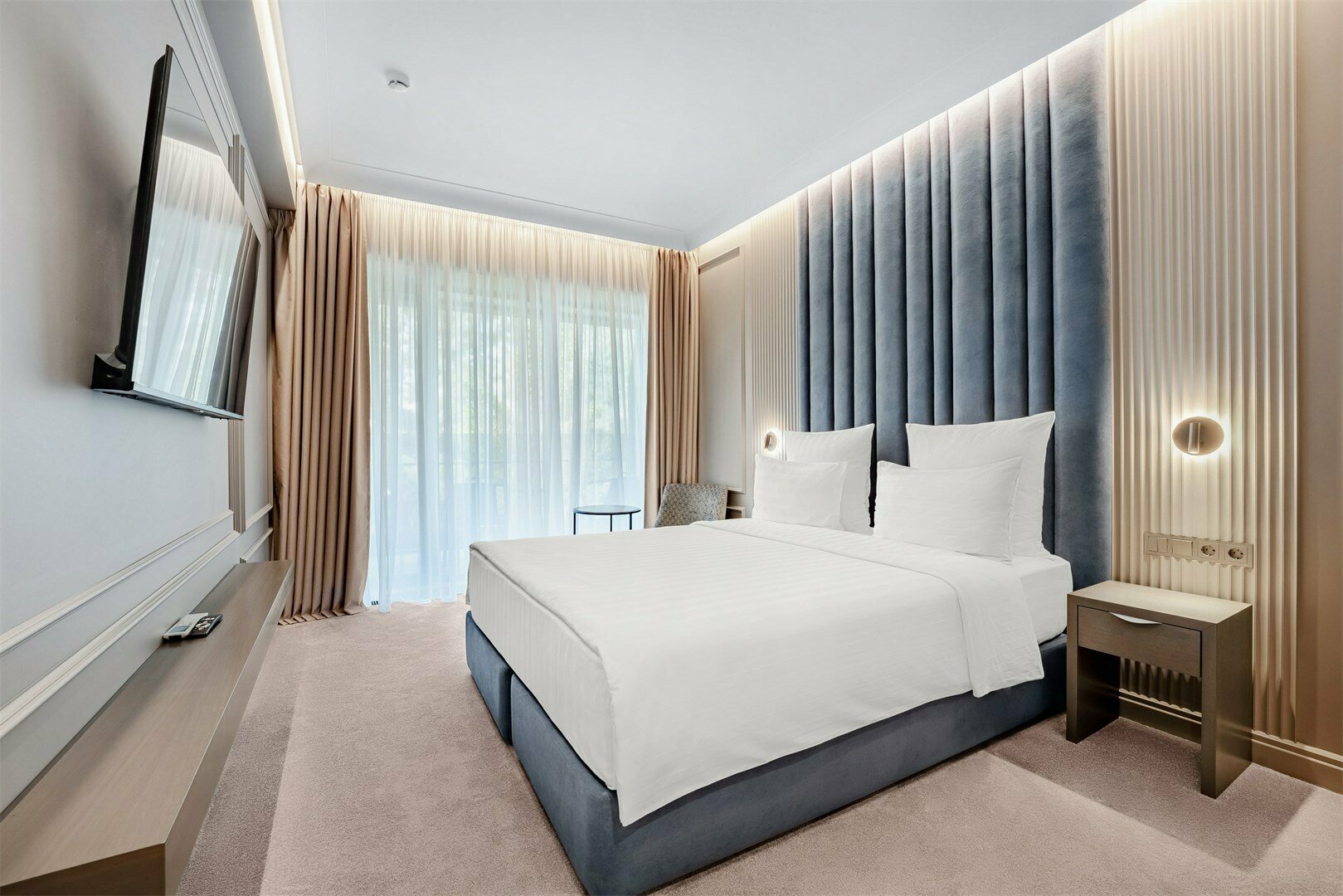 Супериор с балконом