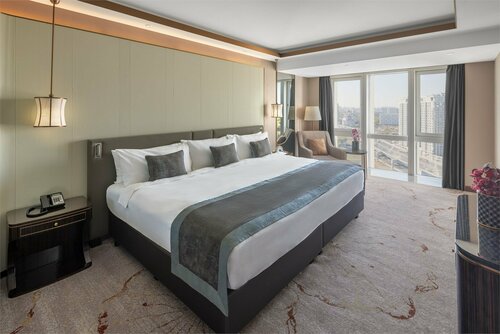 Бизнес Премиум с кроватью Super King в Soluxe Hotel Moscow