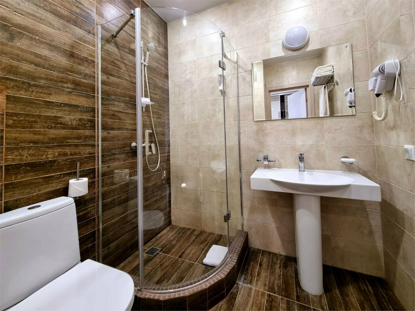 Семейный номер FAMILY (с балконом)