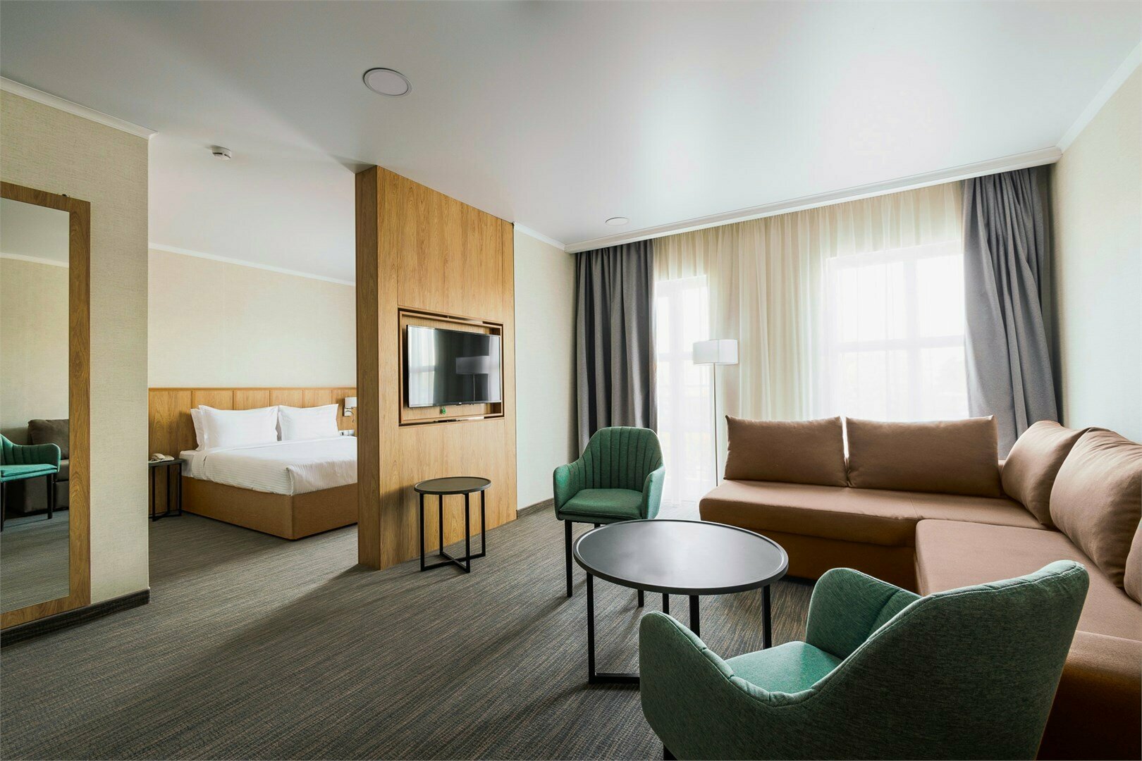 Рассвет Супериор с 2 односпальными кроватями (номер для гостей с ограниченными возможностями)