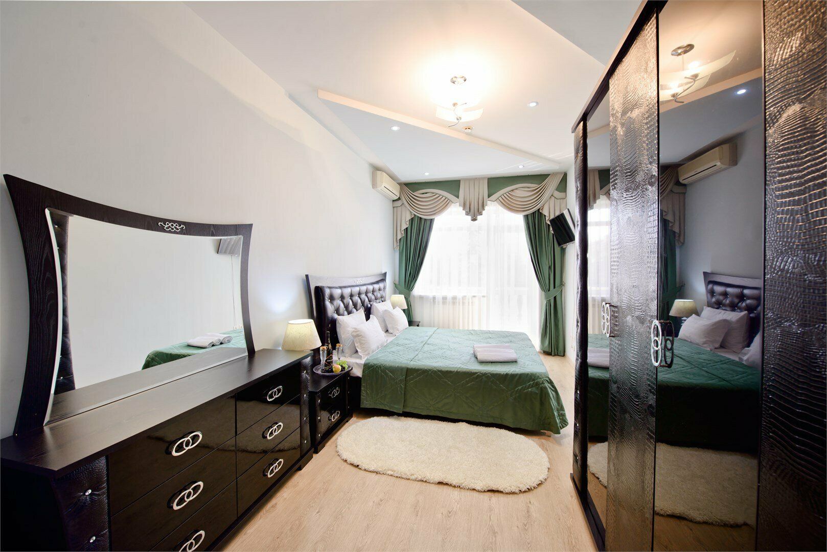 Семейный номер с балконом