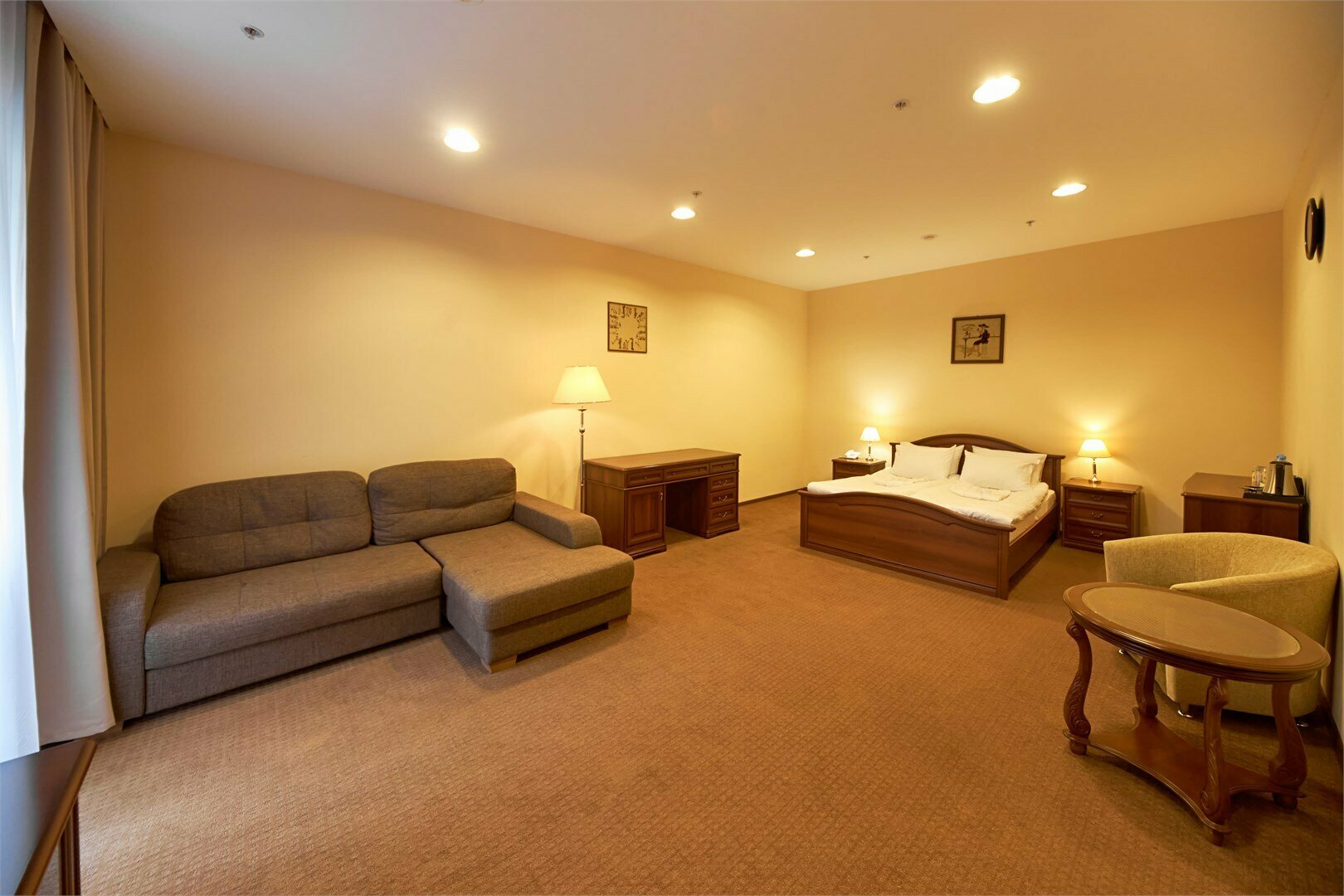 Улучшенный двухместный номер с 1 кроватью