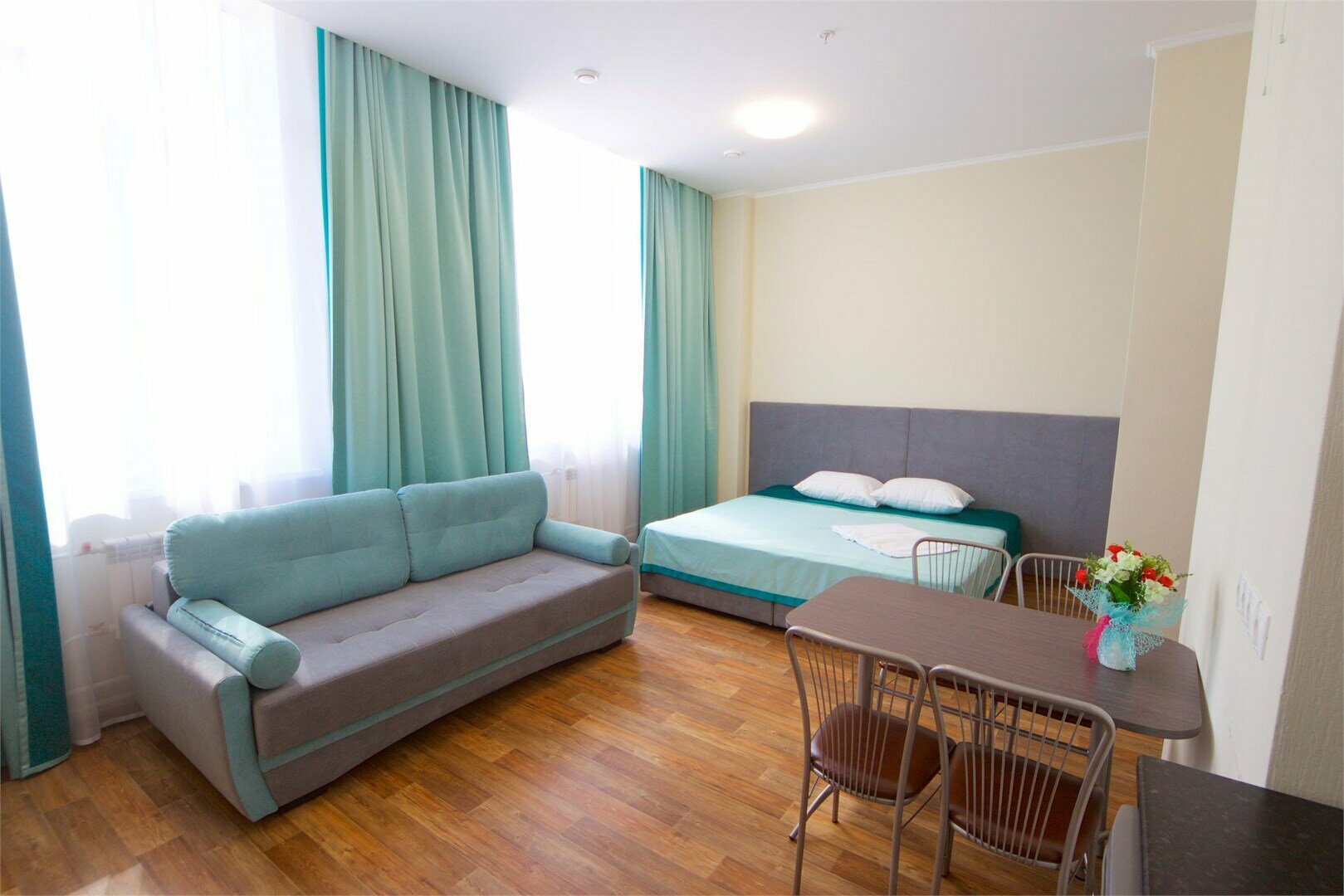 Студия бизнес  twin