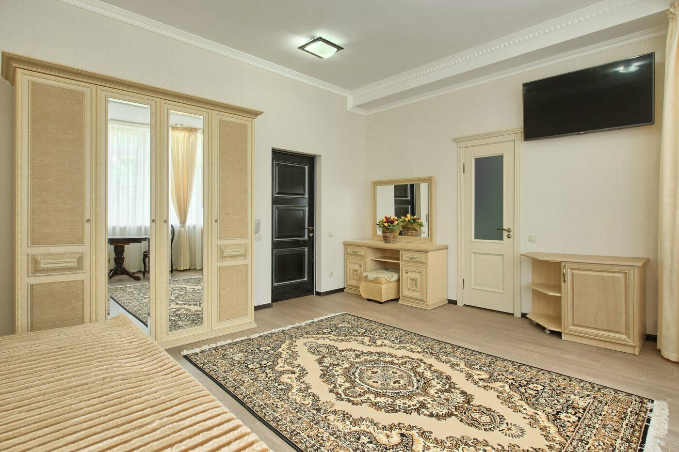 Трёхместный семейный