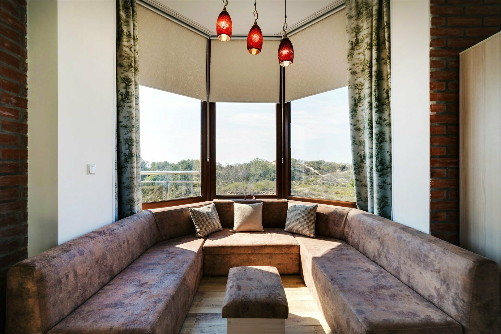 Двухместный номер "Делюкс" ПАНОРАМА с балконом, вид на море, 2-3 этаж