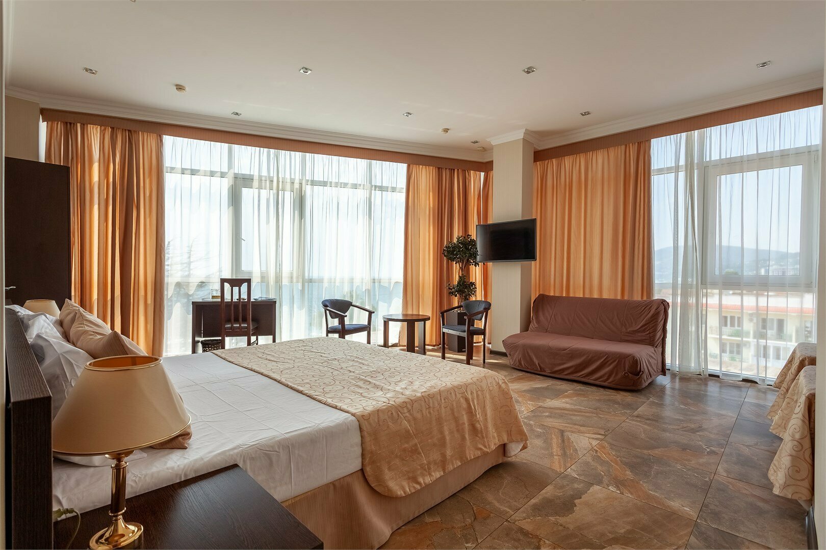 Полулюкс с видом на море