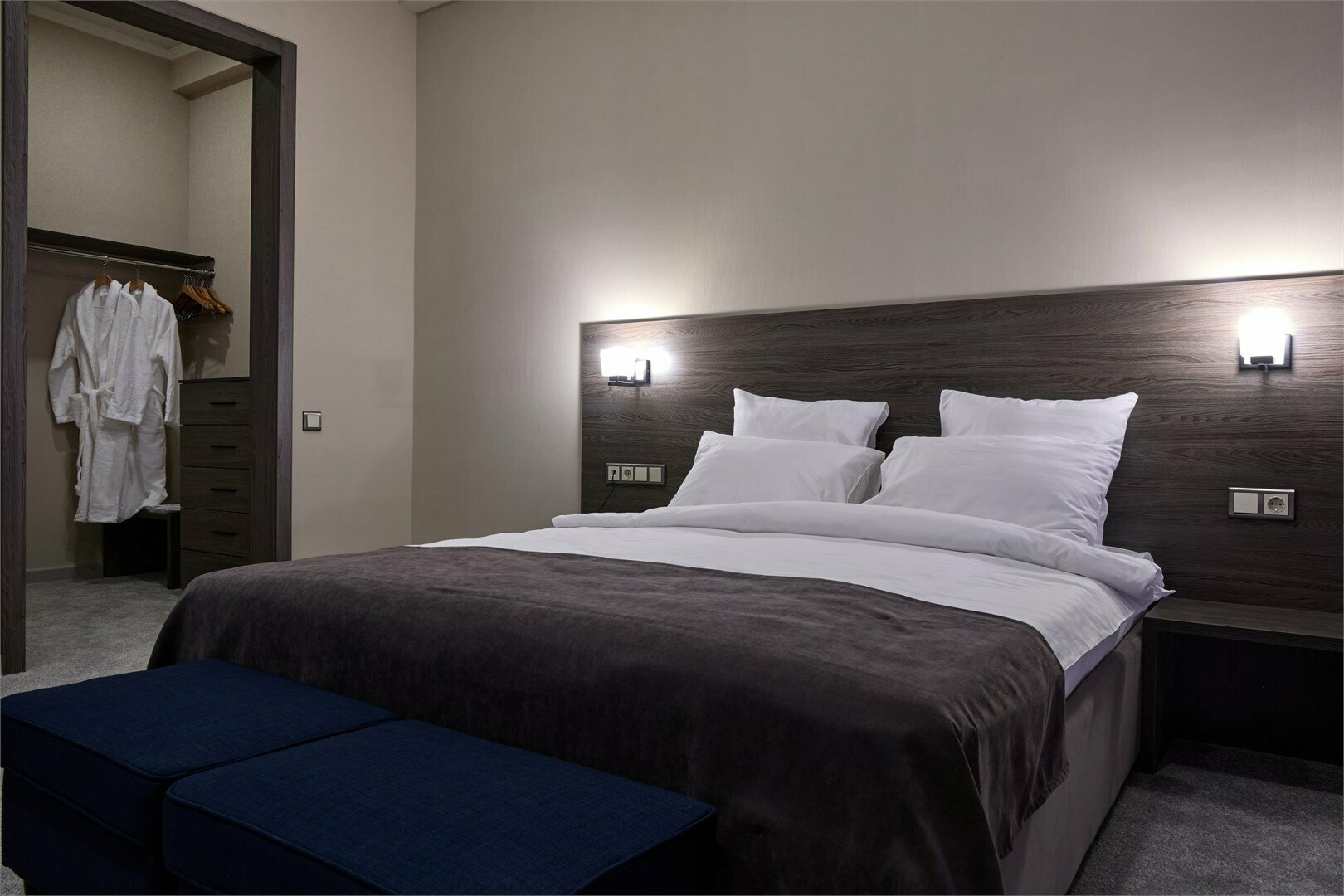 Люкс с балконом