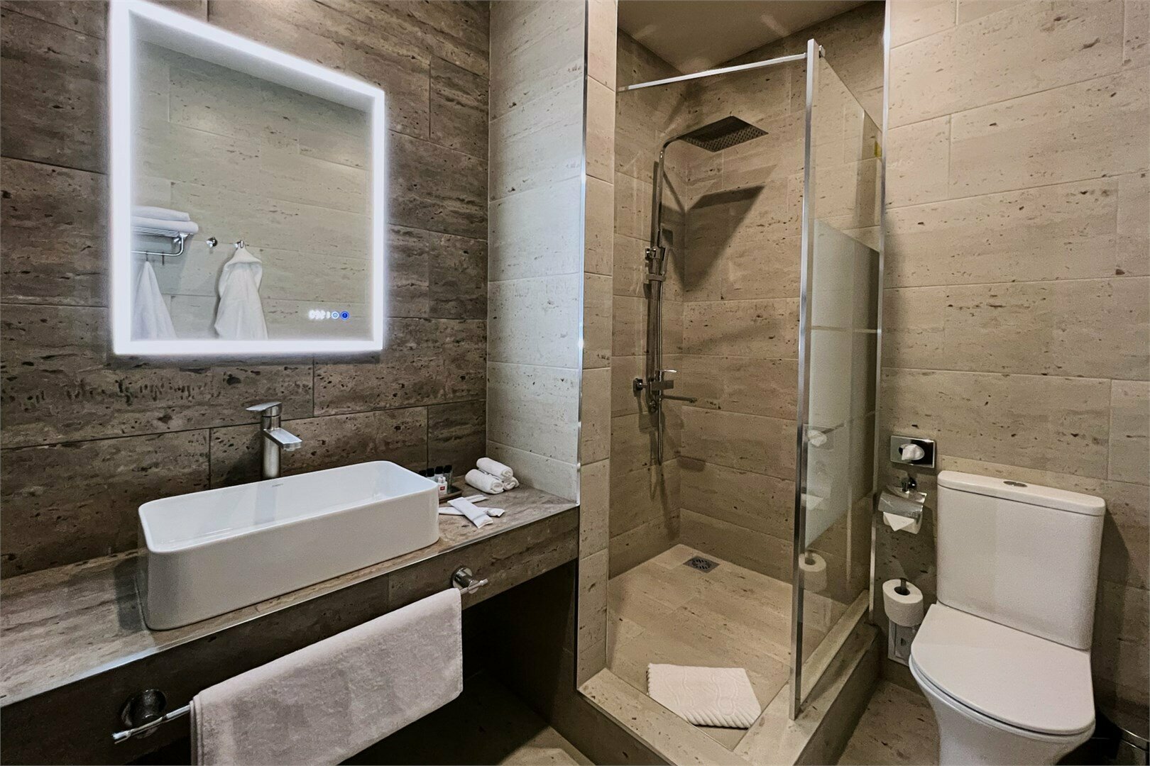 Улучшенный семейный номер