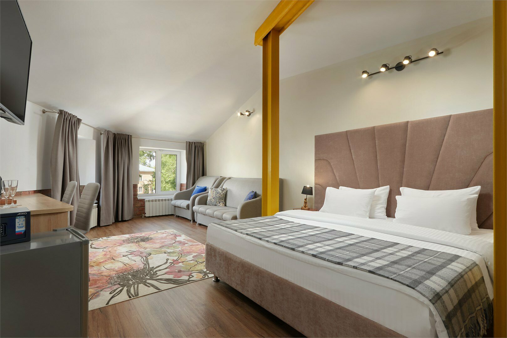 Первая категория Лофт 2