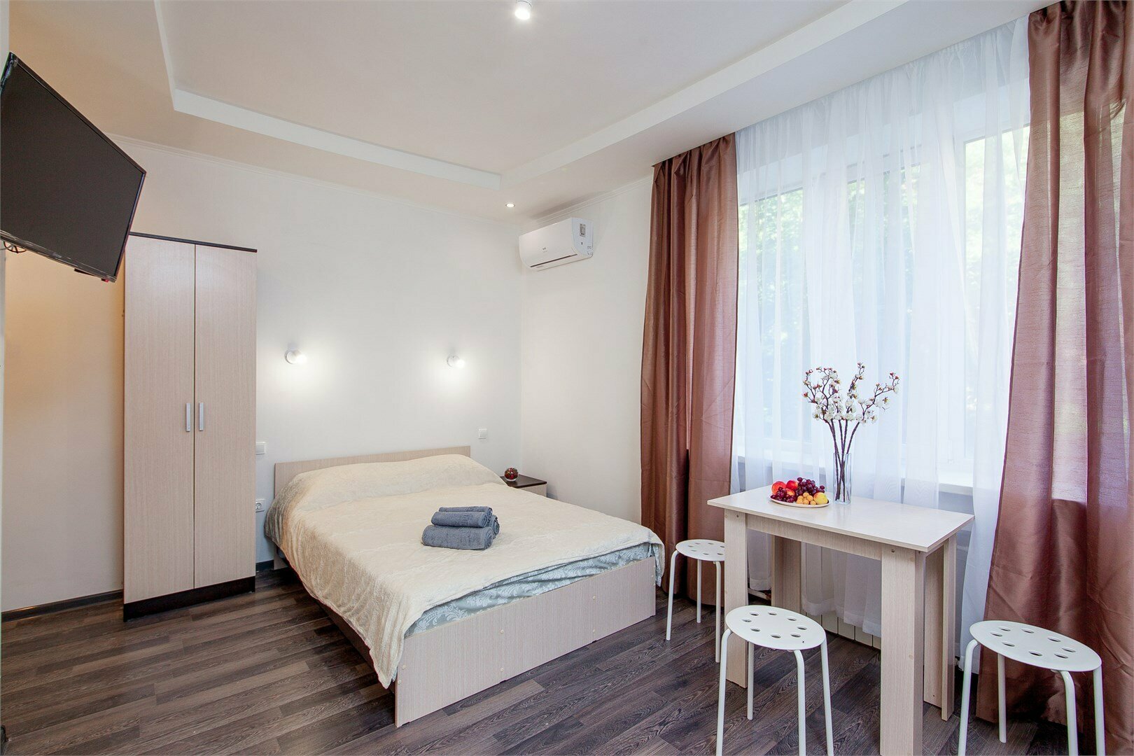 Семейный 4-х местный