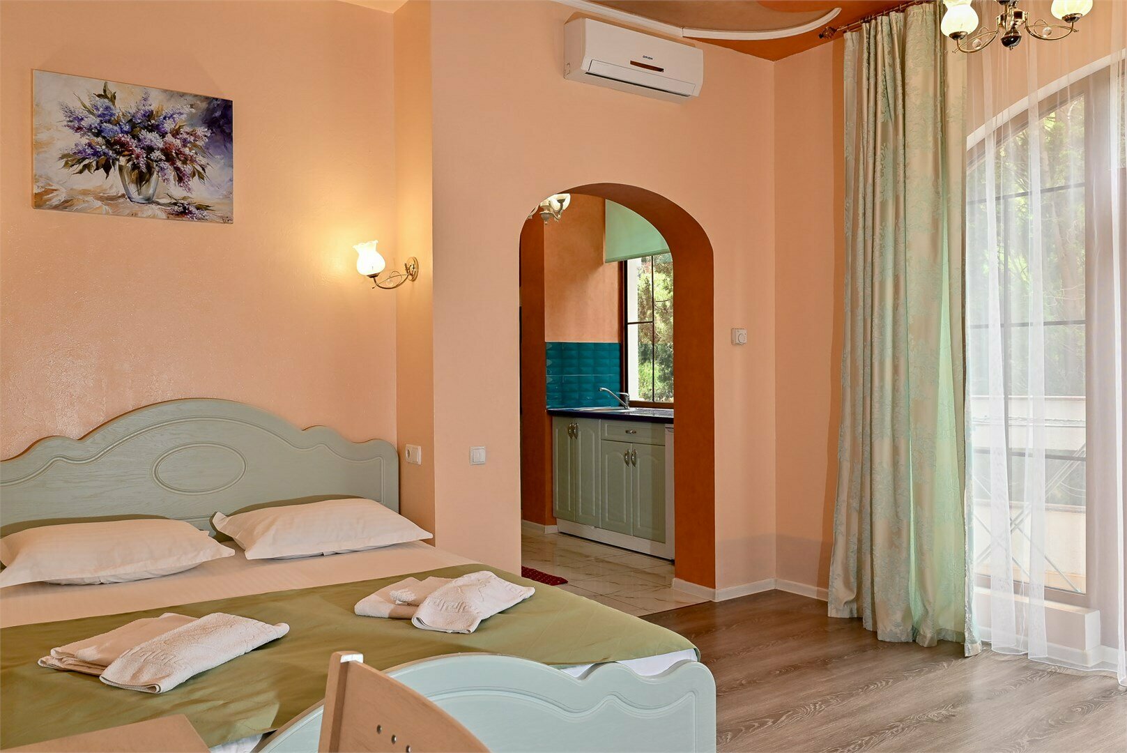 Семейный -  Трехместная студия с газовой плитой