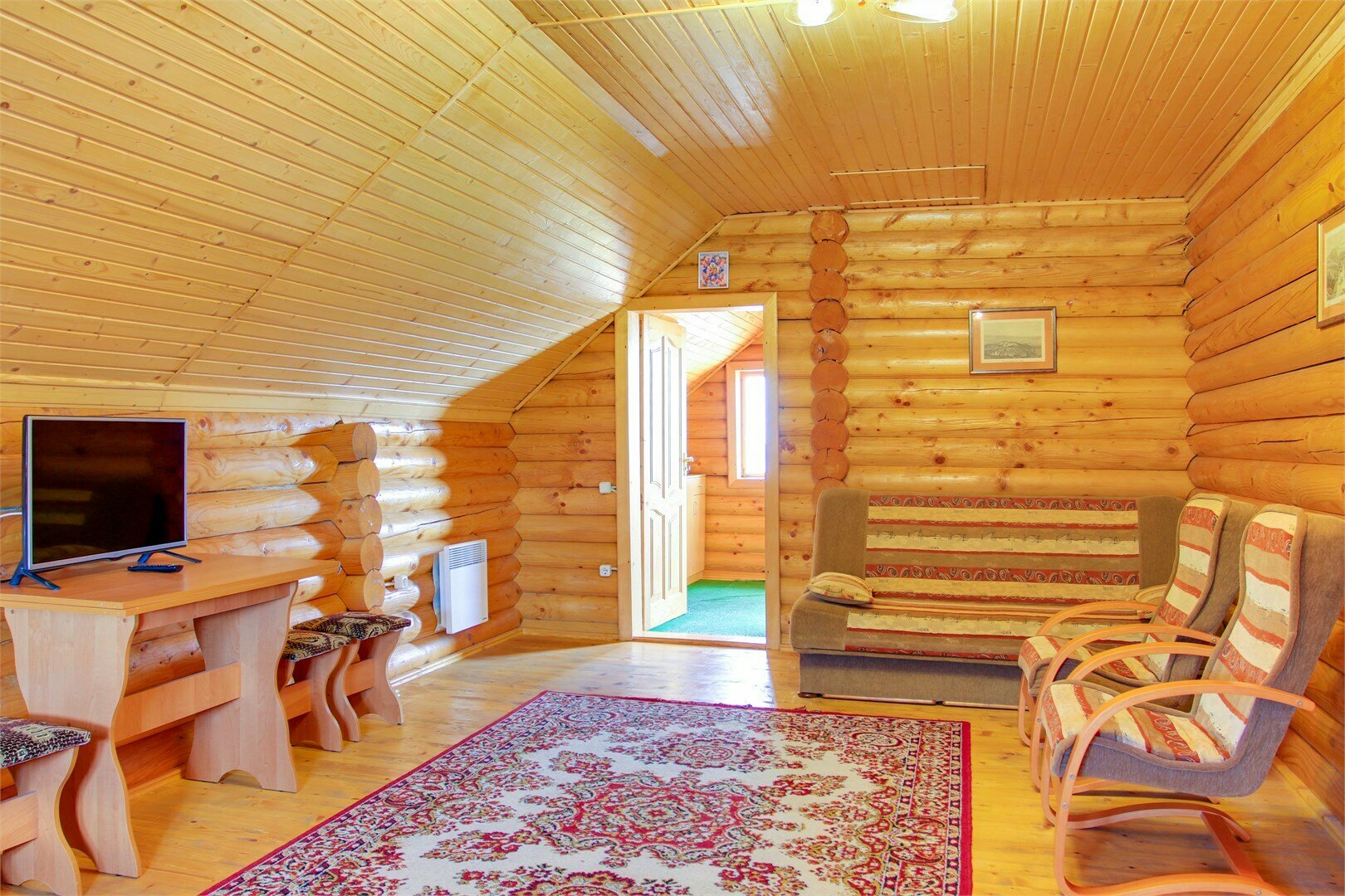 2-комнатный в коттедже 1 этаж