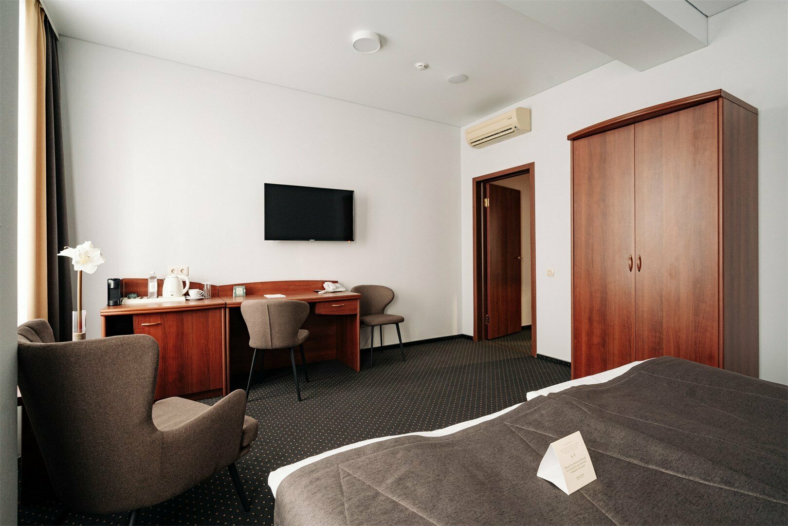 Джуниор сьют