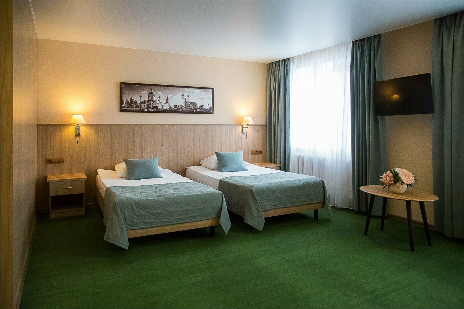 Джуниор Сюит