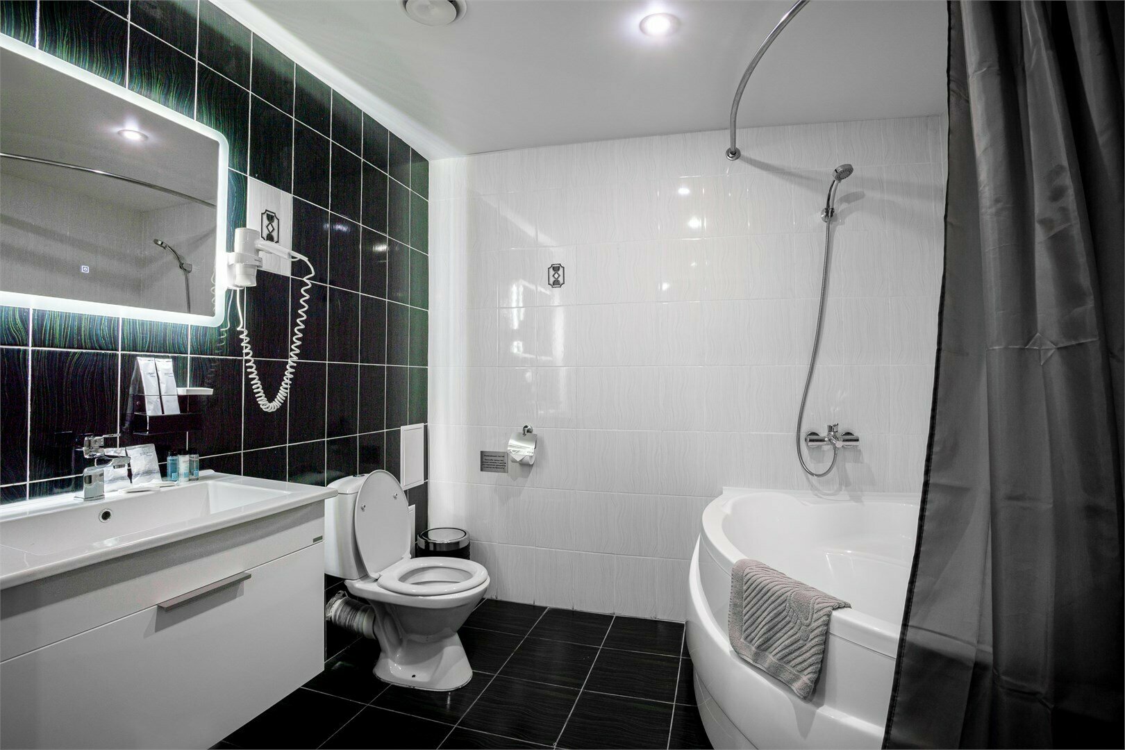 Семейный номер