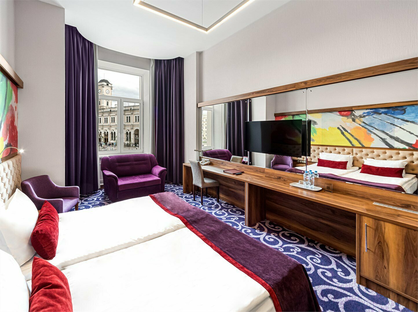 Джуниор сюит с видом на город