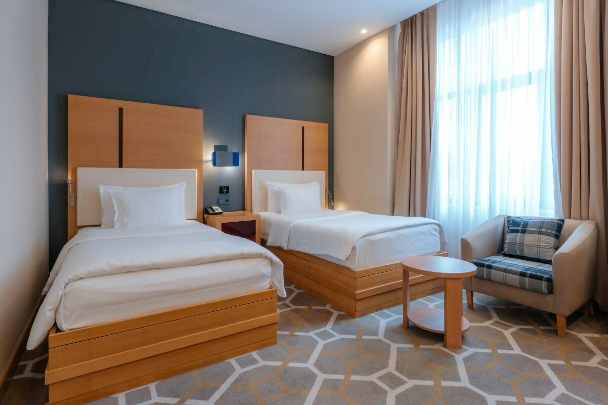 Номер Superior, боковой вид на горы - с 2 односпальными кроватями